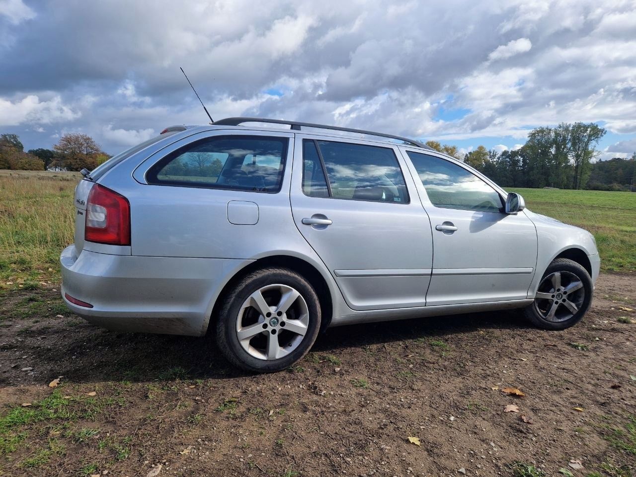 Škoda Octavia, 1.6 TDI - fotka 2