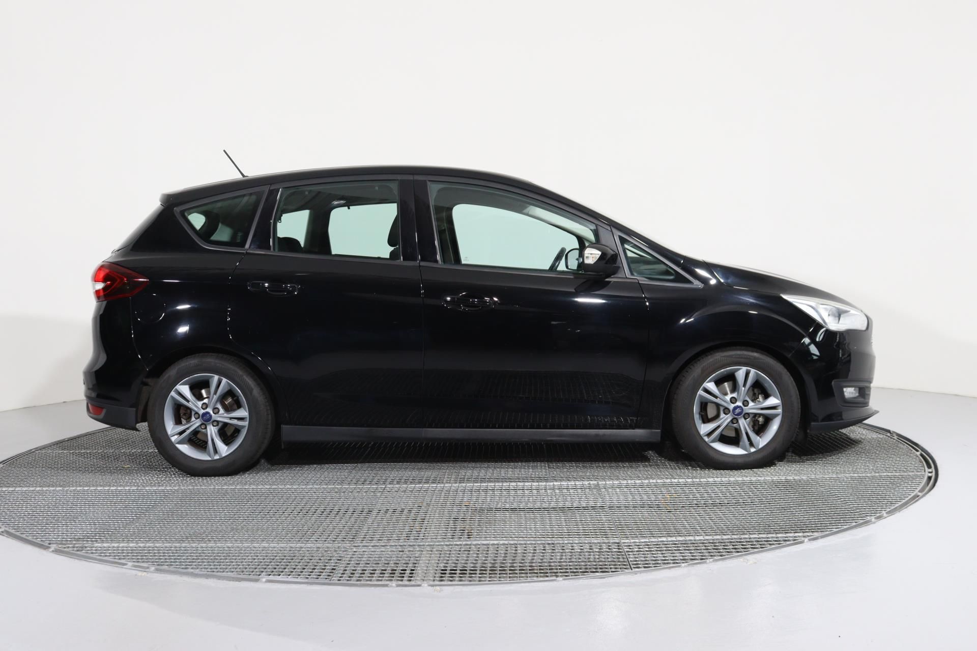 Ford C-MAX, 1,0 TREND 92 kW - fotka 3
