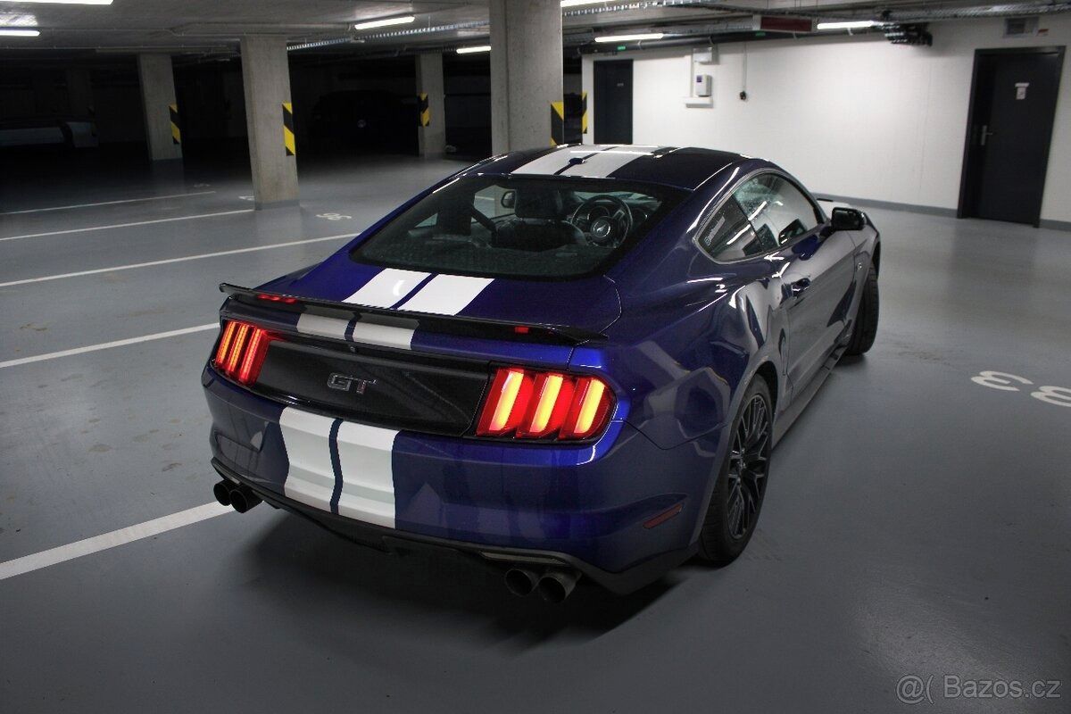 Ford Mustang, 5.0 V8 GT PERFORMANCE - fotka 3