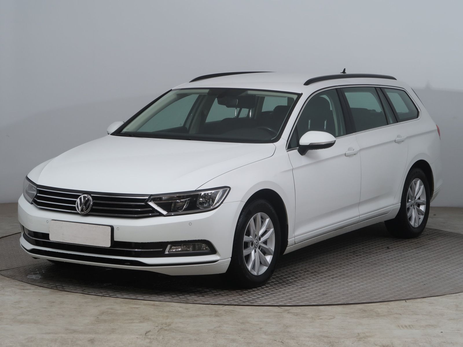 Volkswagen Passat, 2.0 TDI, Comfortline, Automat - fotka 3