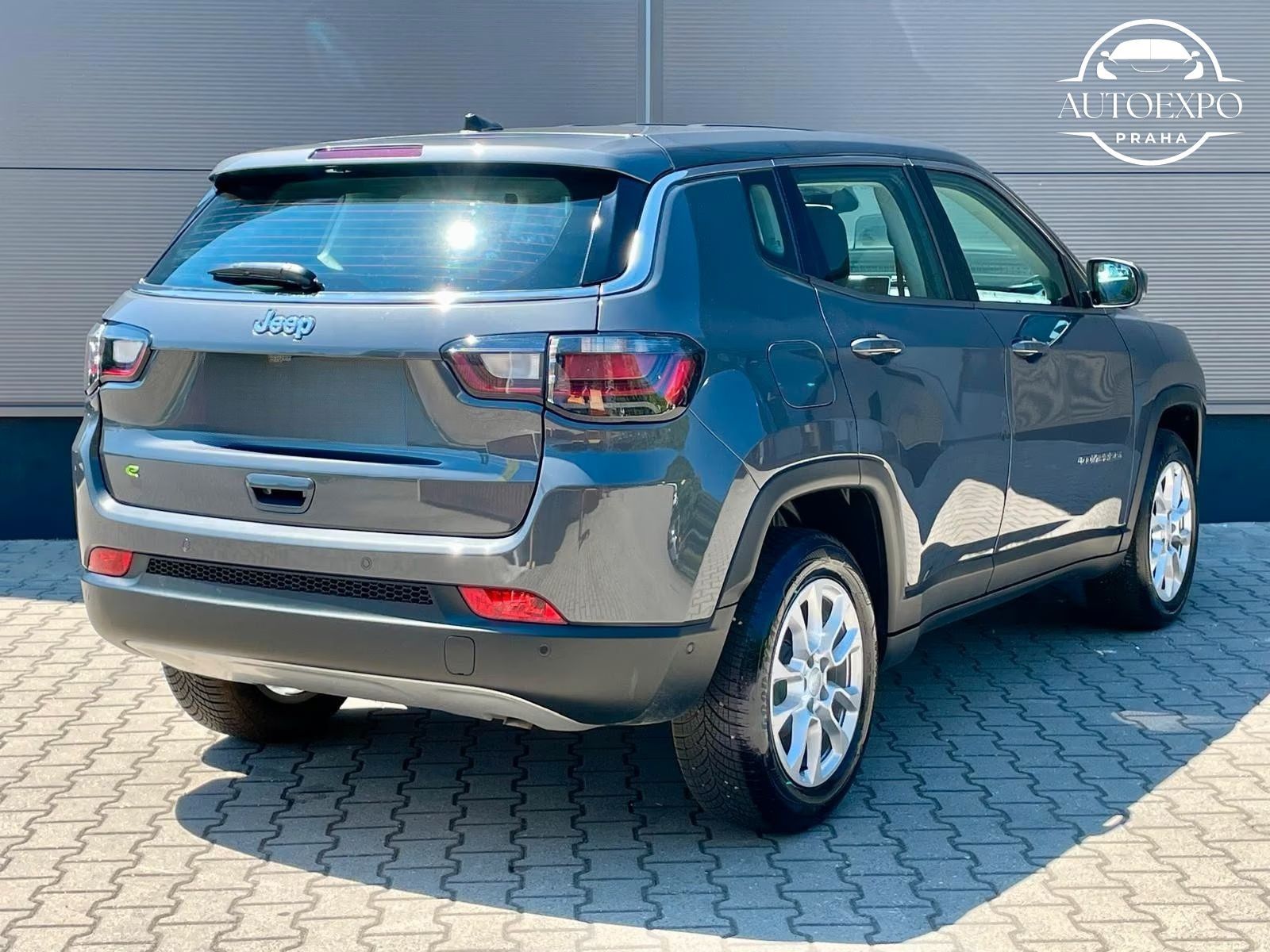 Jeep Compass, AT 1.5 GSE * - fotka 2