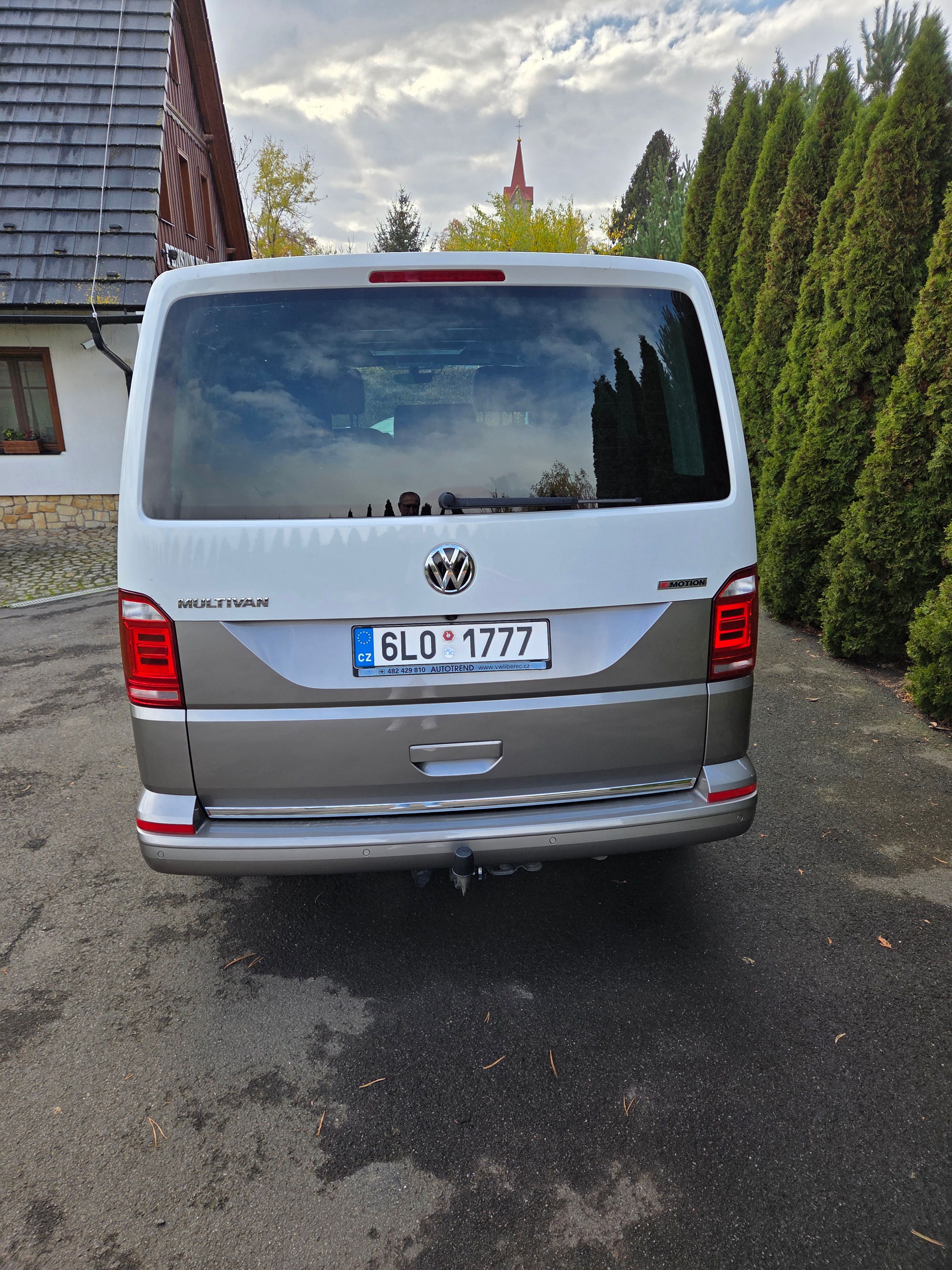 Volkswagen Multivan - fotka 5