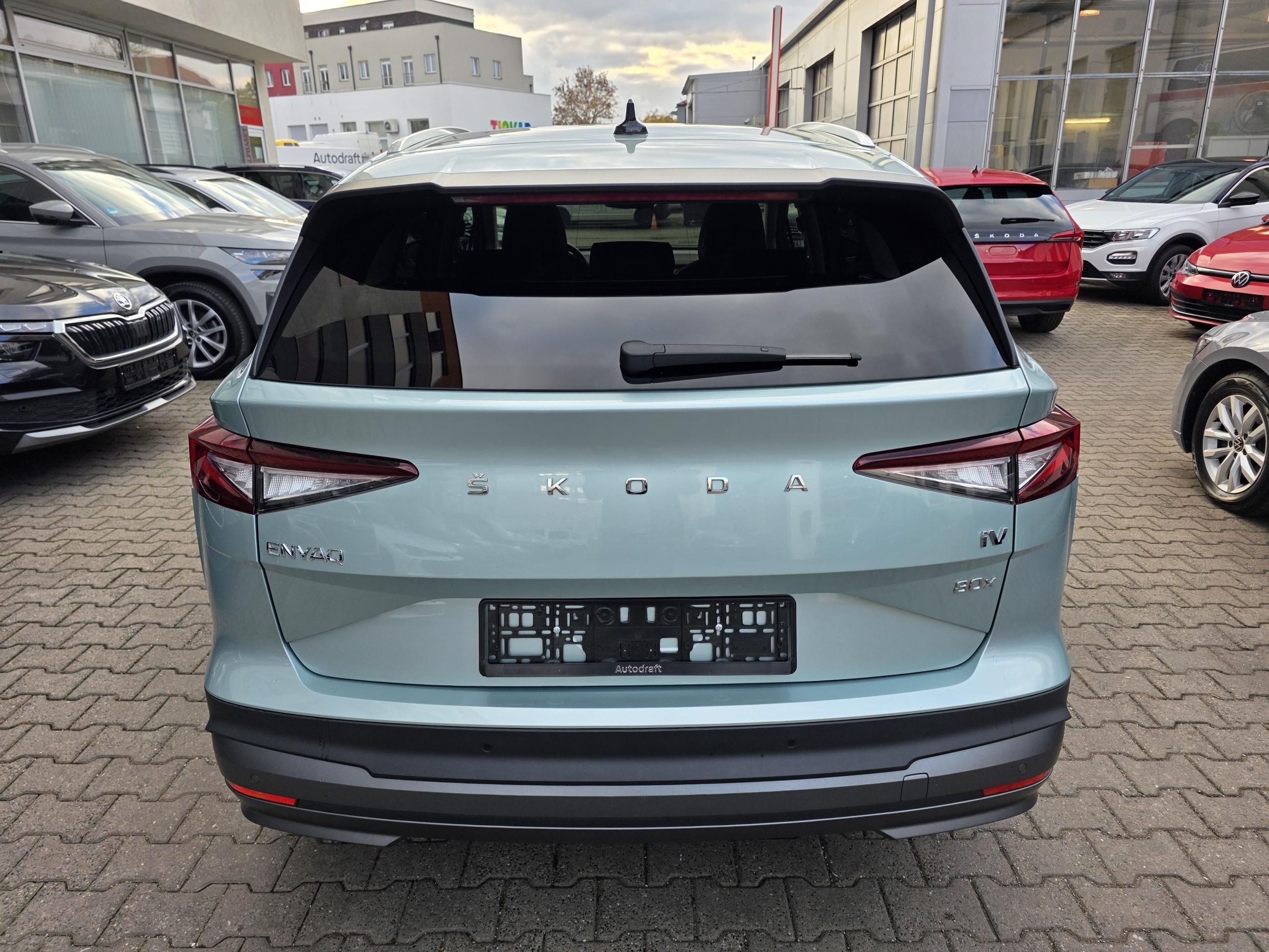 Škoda Enyaq iV, iV 80x 195kW 4x4 / Tažné - fotka 6