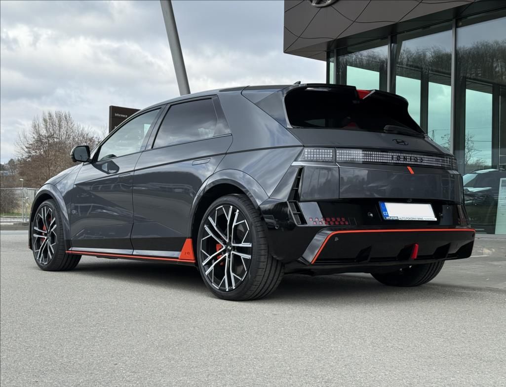 Hyundai Ioniq 5, Power 84kWh 4x4  N Everyday PN - fotka 2