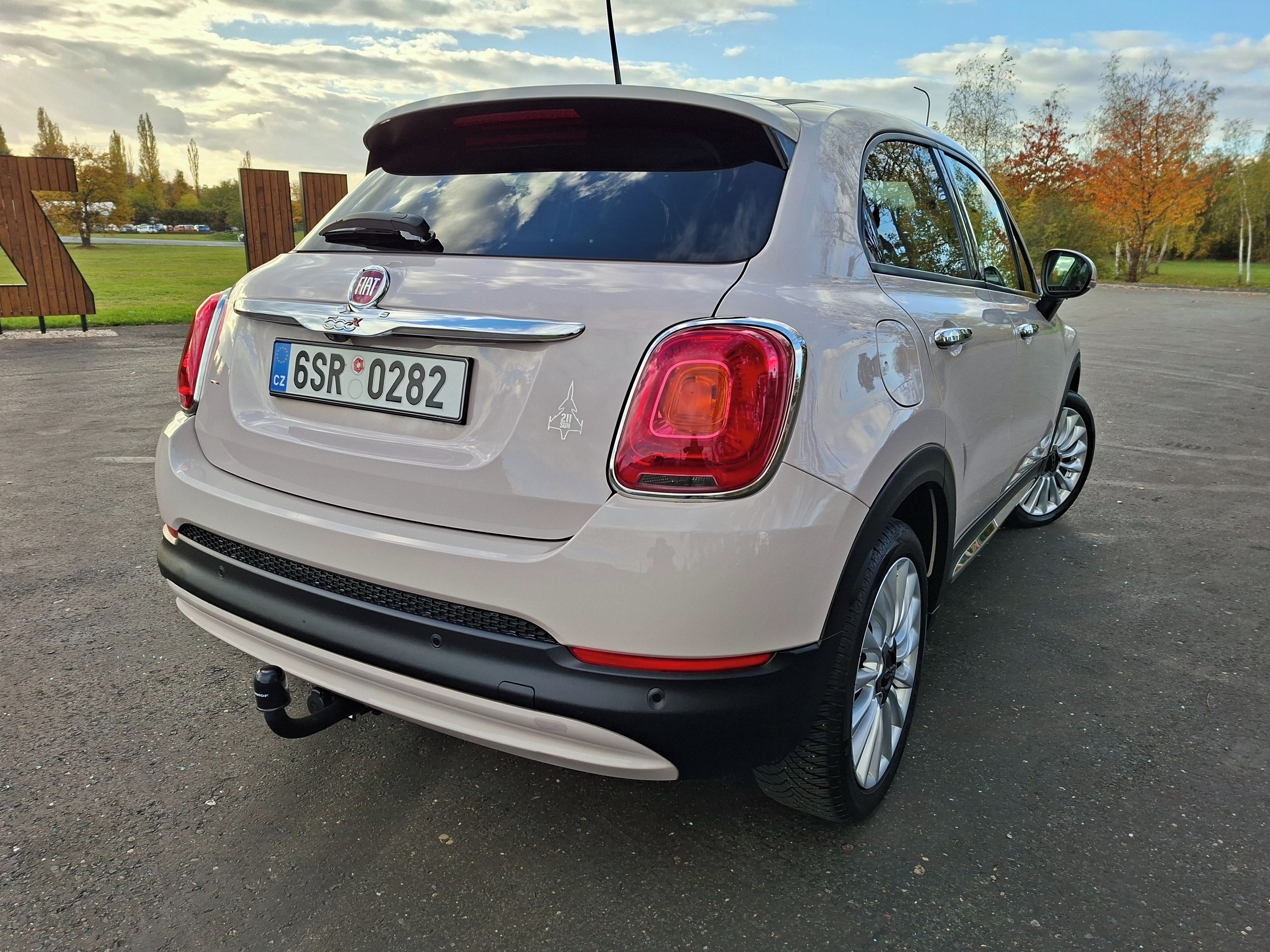 Fiat 500X, 1.6 mjt, servis, max výb, TZ - fotka 4