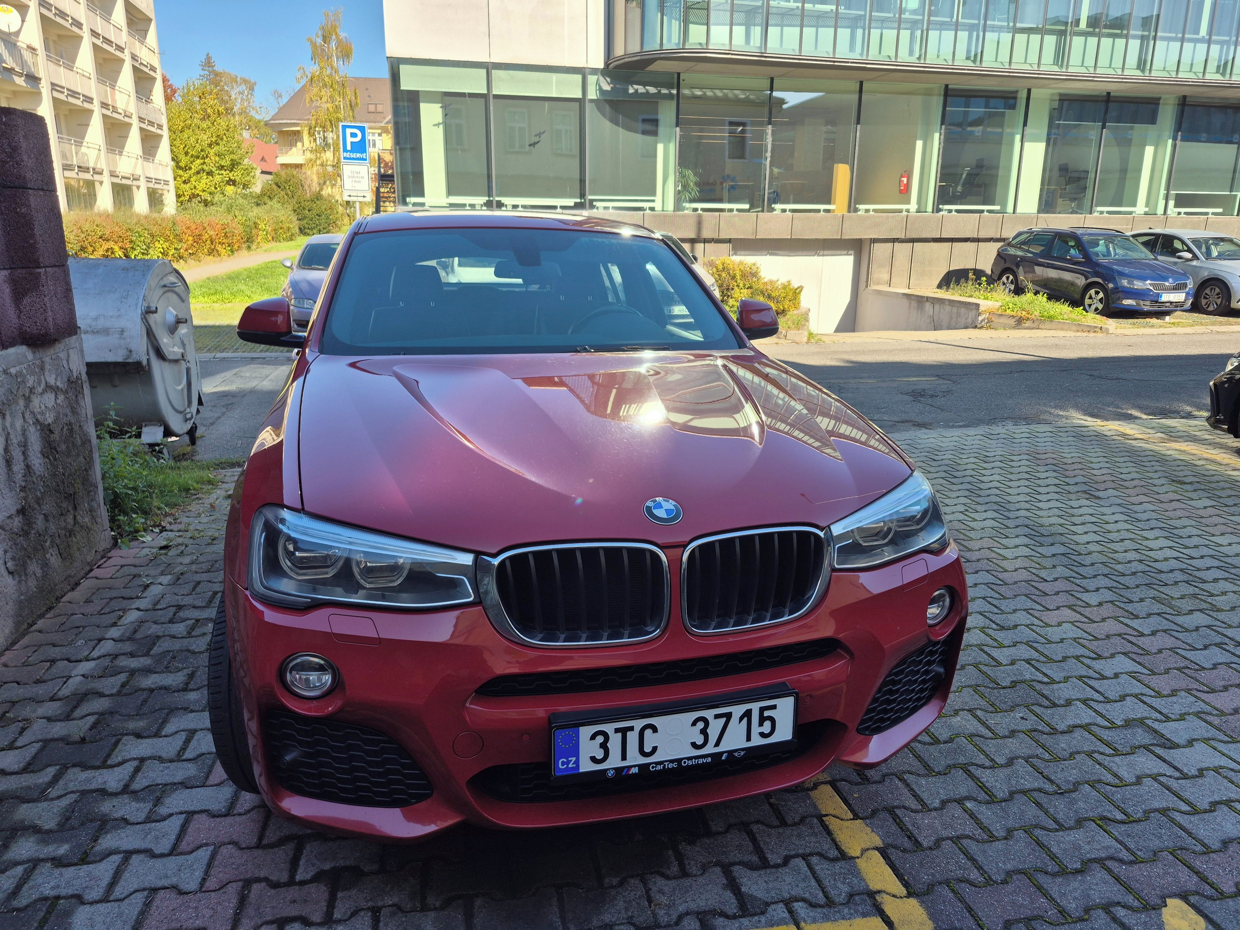 BMW X4, 2.0D - fotka 2