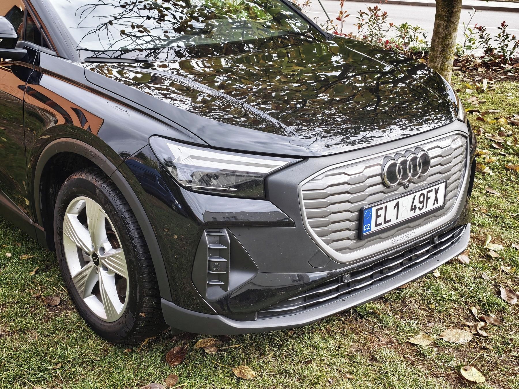 Audi Q4, E-Tron 40 150kW/77kWh-SoH 94% - fotka 6