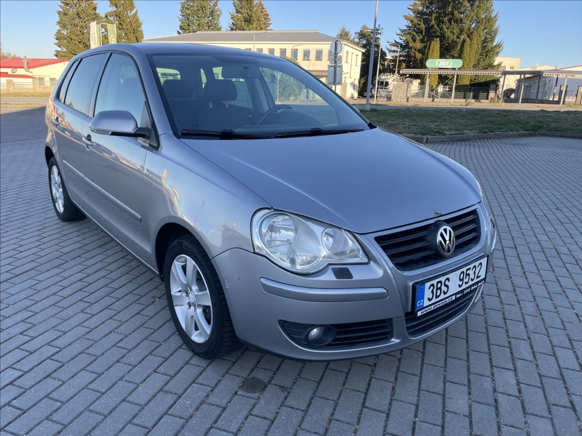 Volkswagen Polo, 1,4 i 16V Kima ESP Tempomat - fotka 6