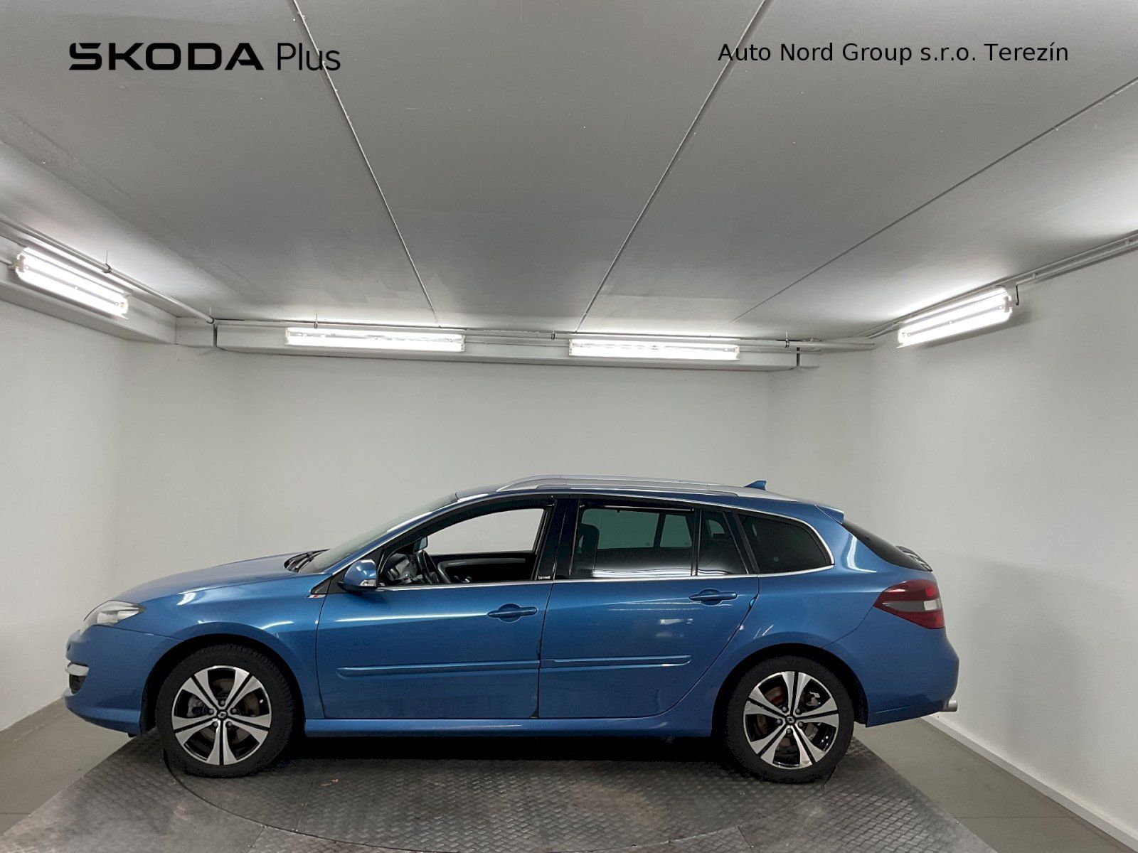 Renault Laguna, 2,0dCi 110kW GT Bose Xenon 4co - fotka 3
