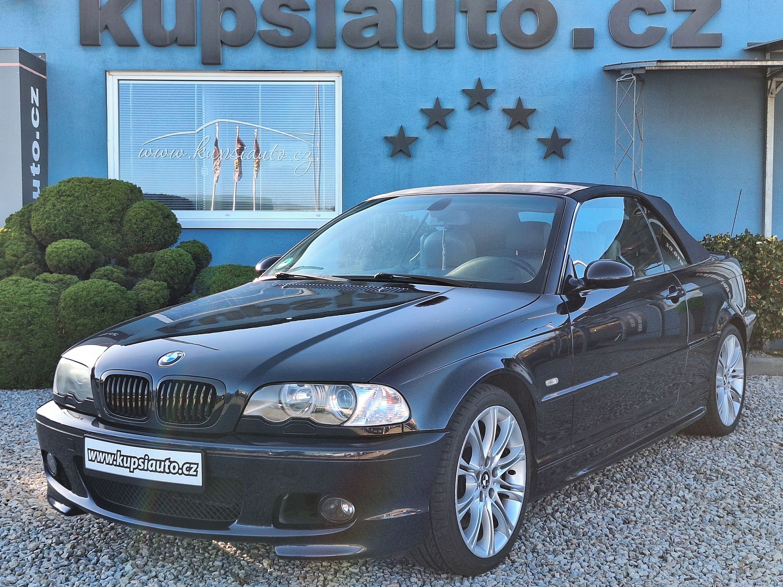 BMW Řada 3, 330Ci cabrio M Packet - fotka 2