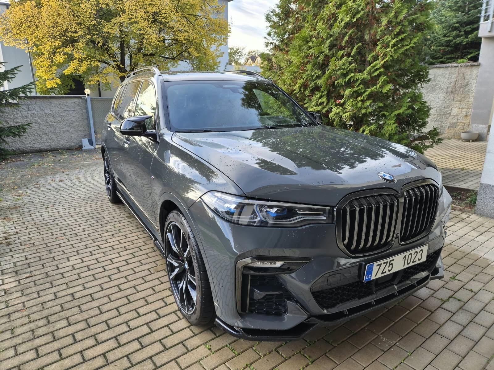 BMW X7, 40d Xdrive Individual - fotka 2