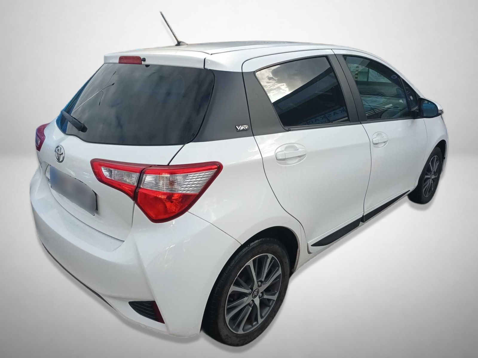 Toyota Yaris, 1.5 Dual VVT-i, Serv.kniha - fotka 2