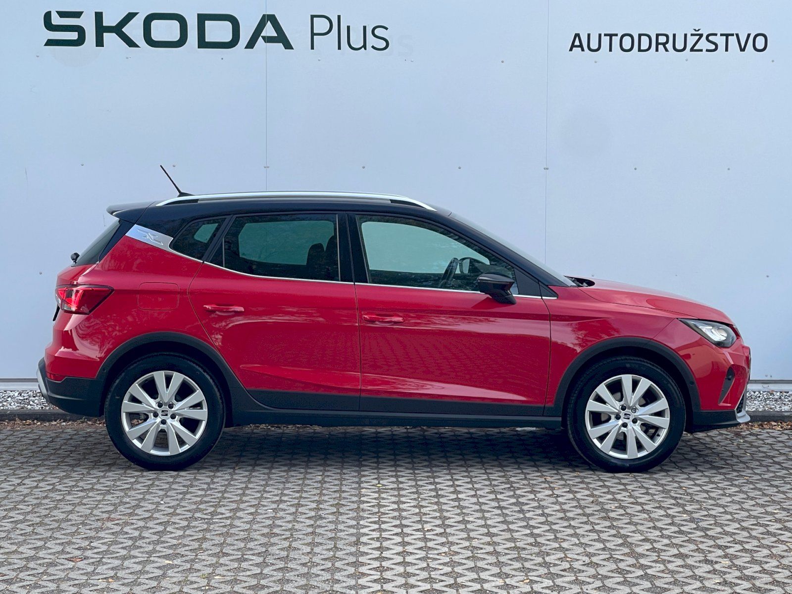 Seat Arona, DSG 1.0 TSi / 81 kW Xperience - fotka 3