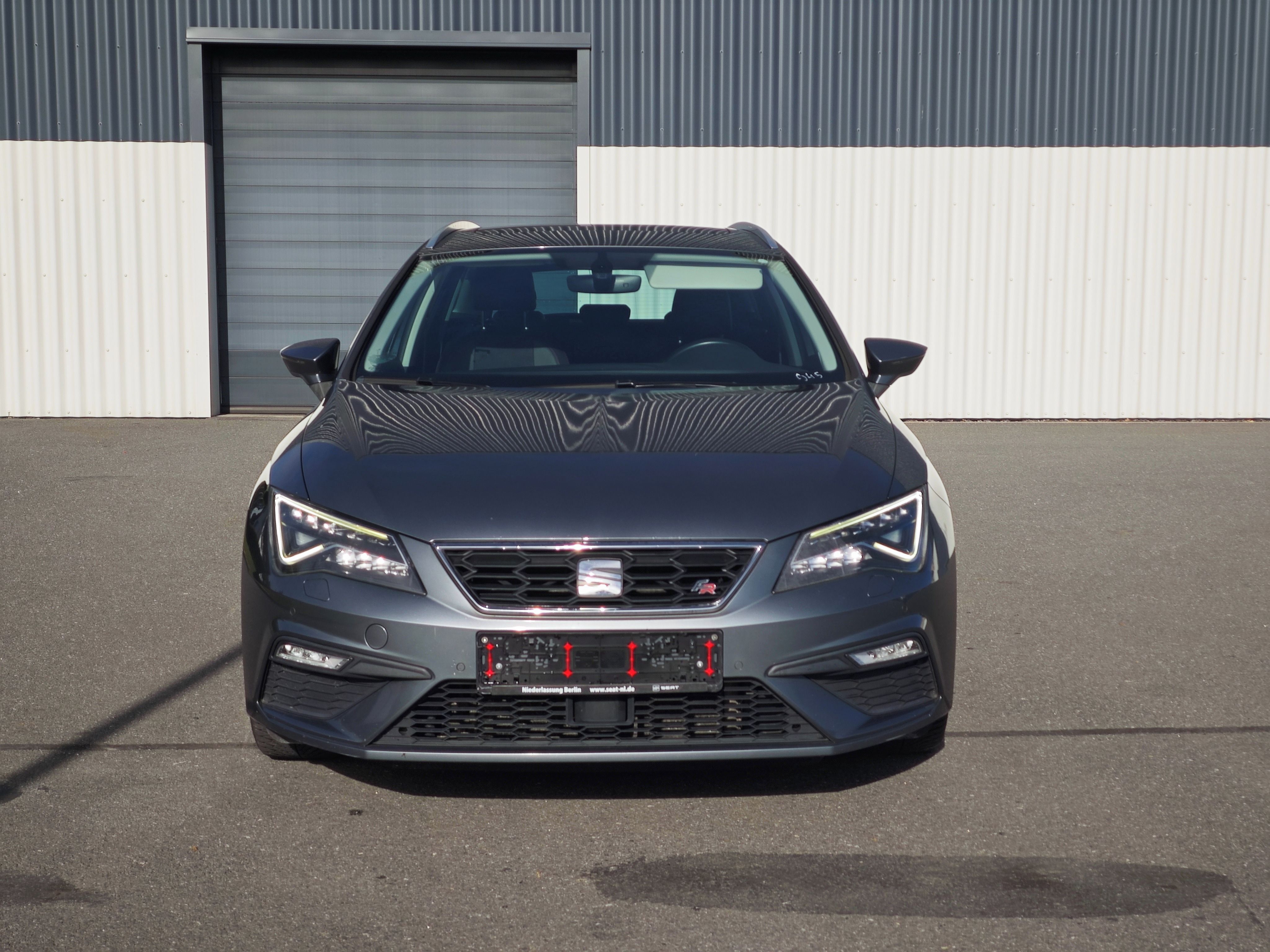 Seat Leon, FR 110kW - fotka 3