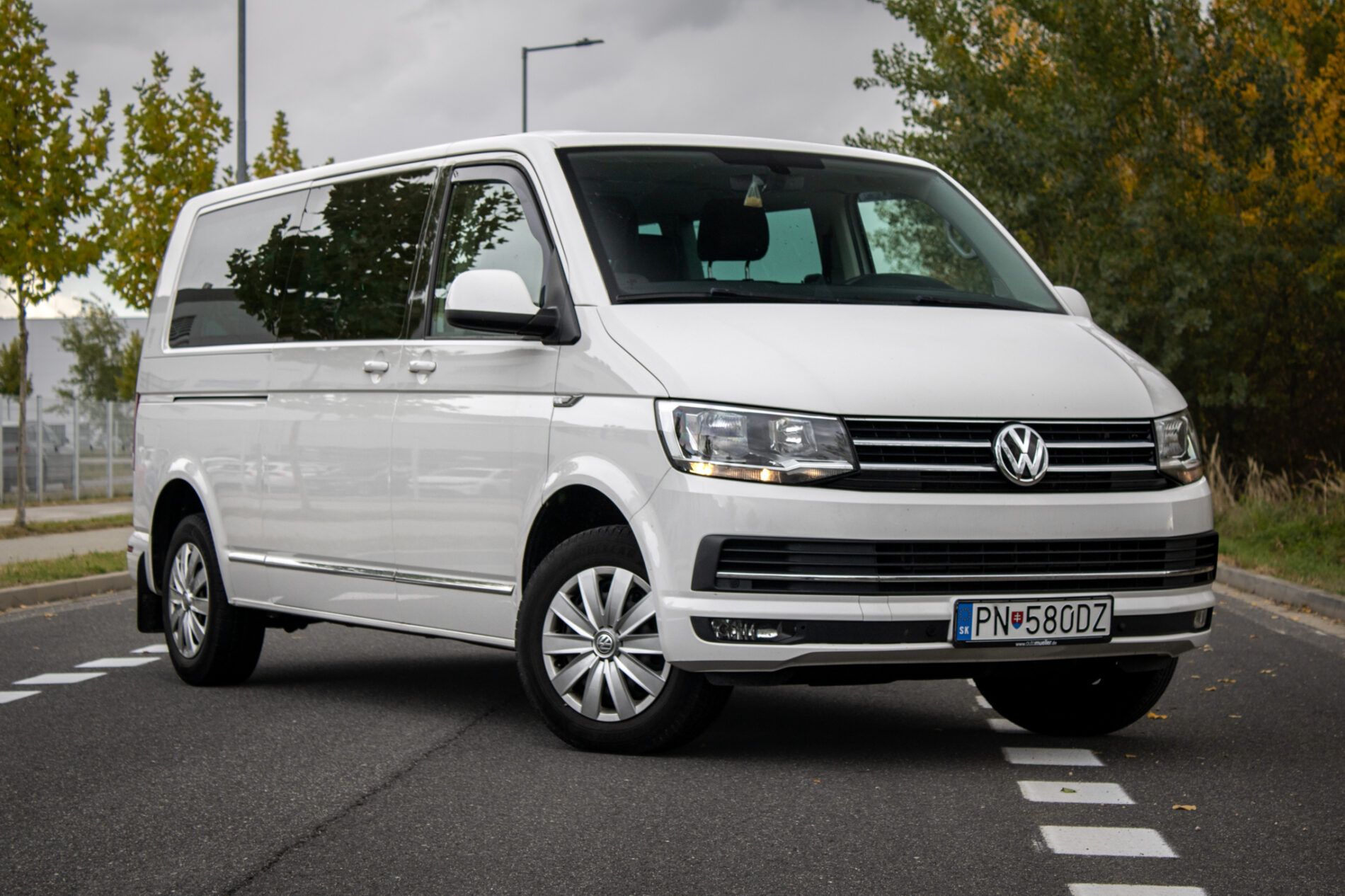Volkswagen Caravelle - fotka 3