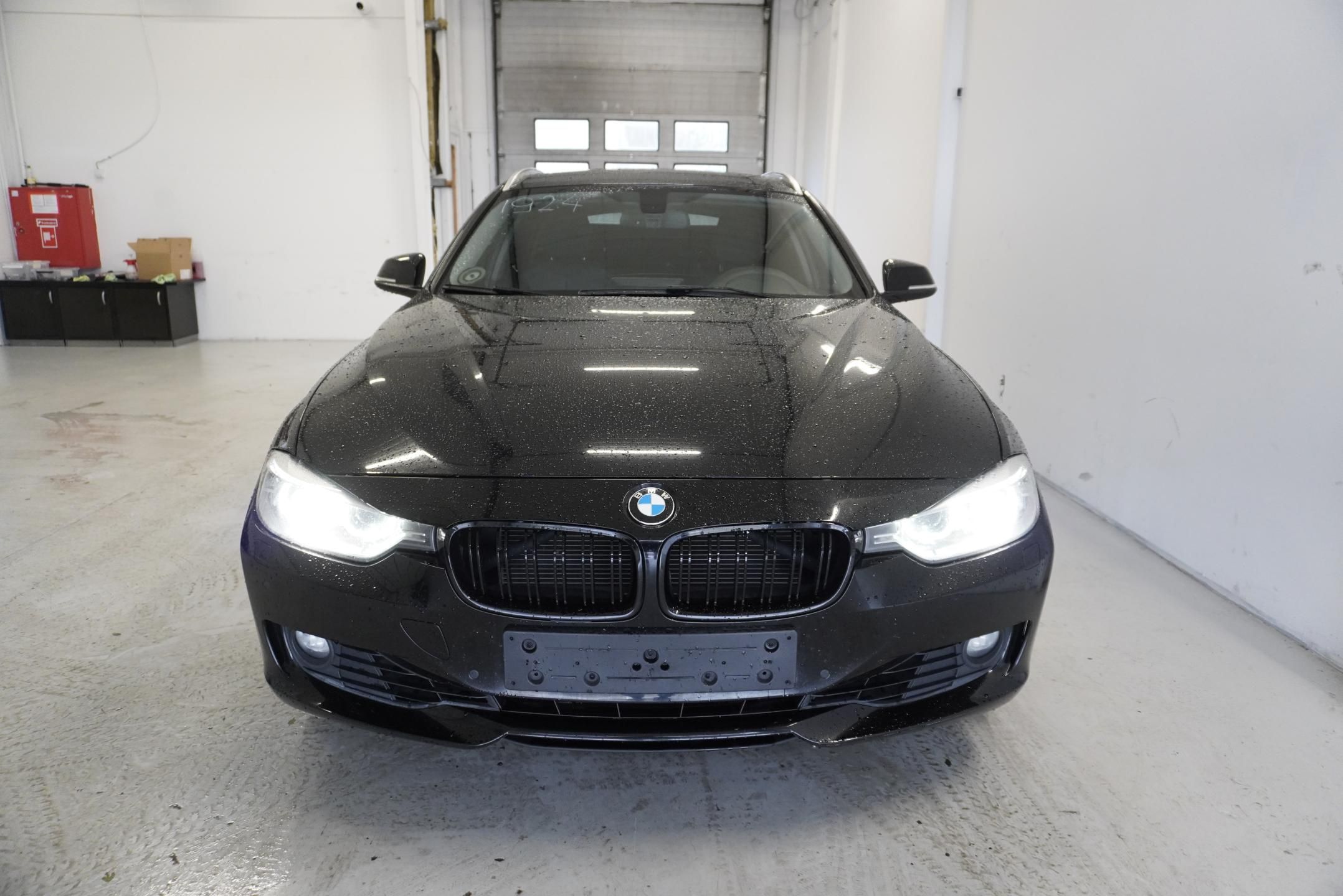 BMW Řada 3, 330D  3,0 XDRIVE AUTOMAT - fotka 2