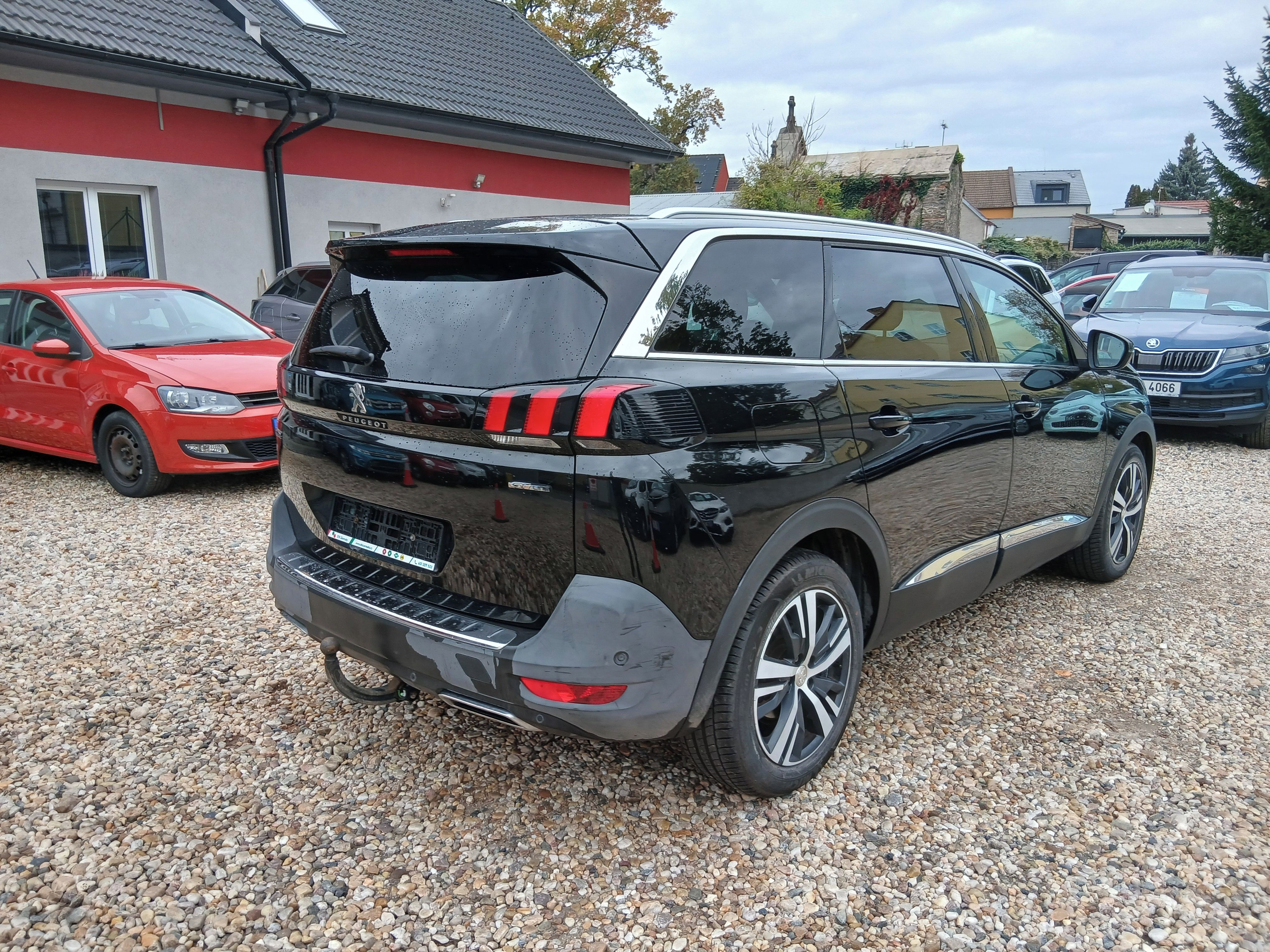 Peugeot 5008, 2.0HDi 110KW GT-Line 7Míst Taž - fotka 5
