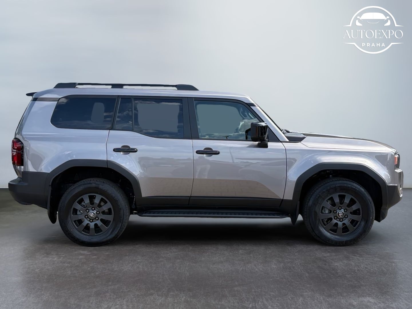 Toyota Land Cruiser, 2.8 D-4D Executive *LED*TAŽNÉ - fotka 4
