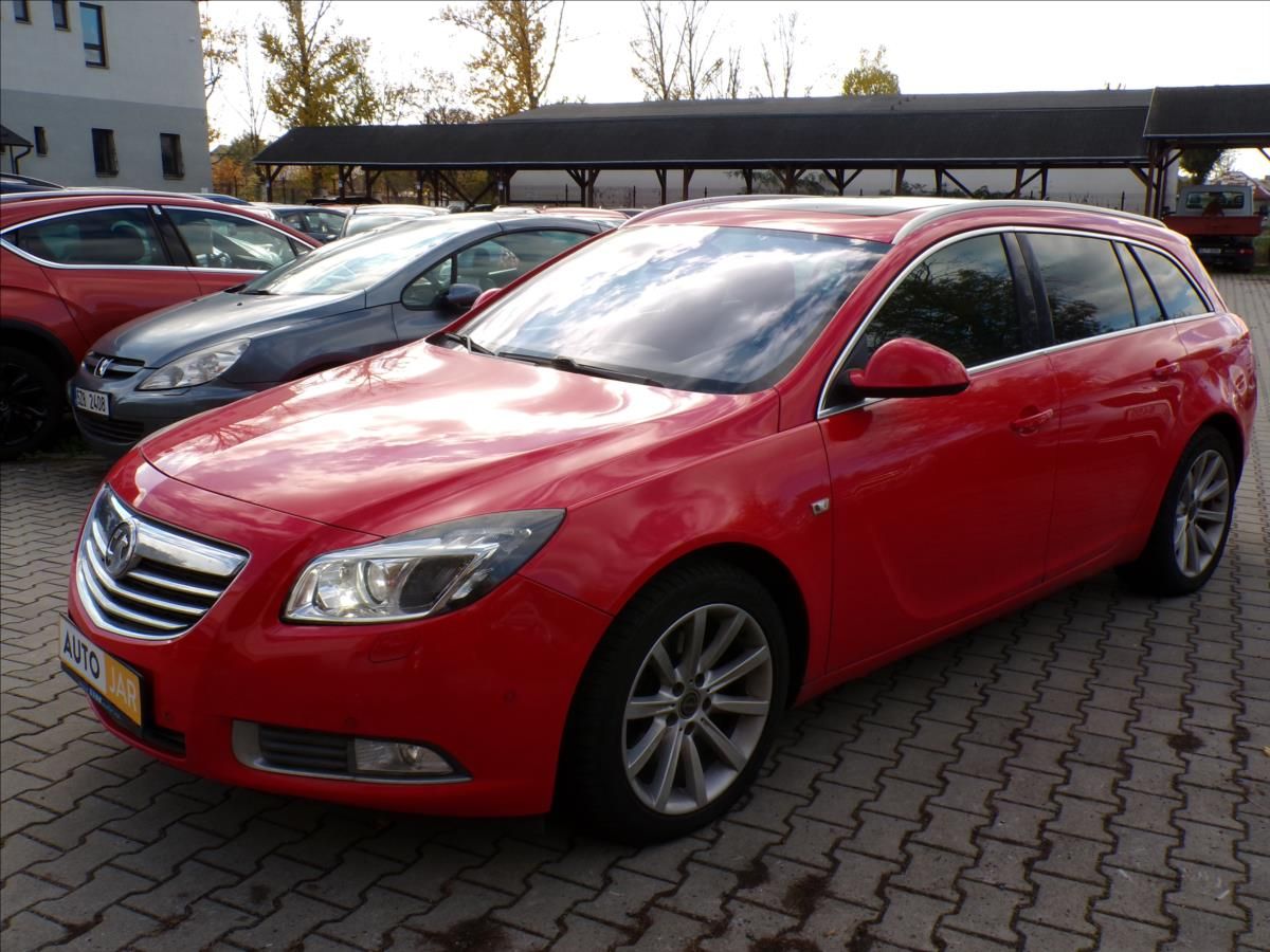 Opel Insignia, 2,0 BITURBO 4X4 143kW - fotka 3
