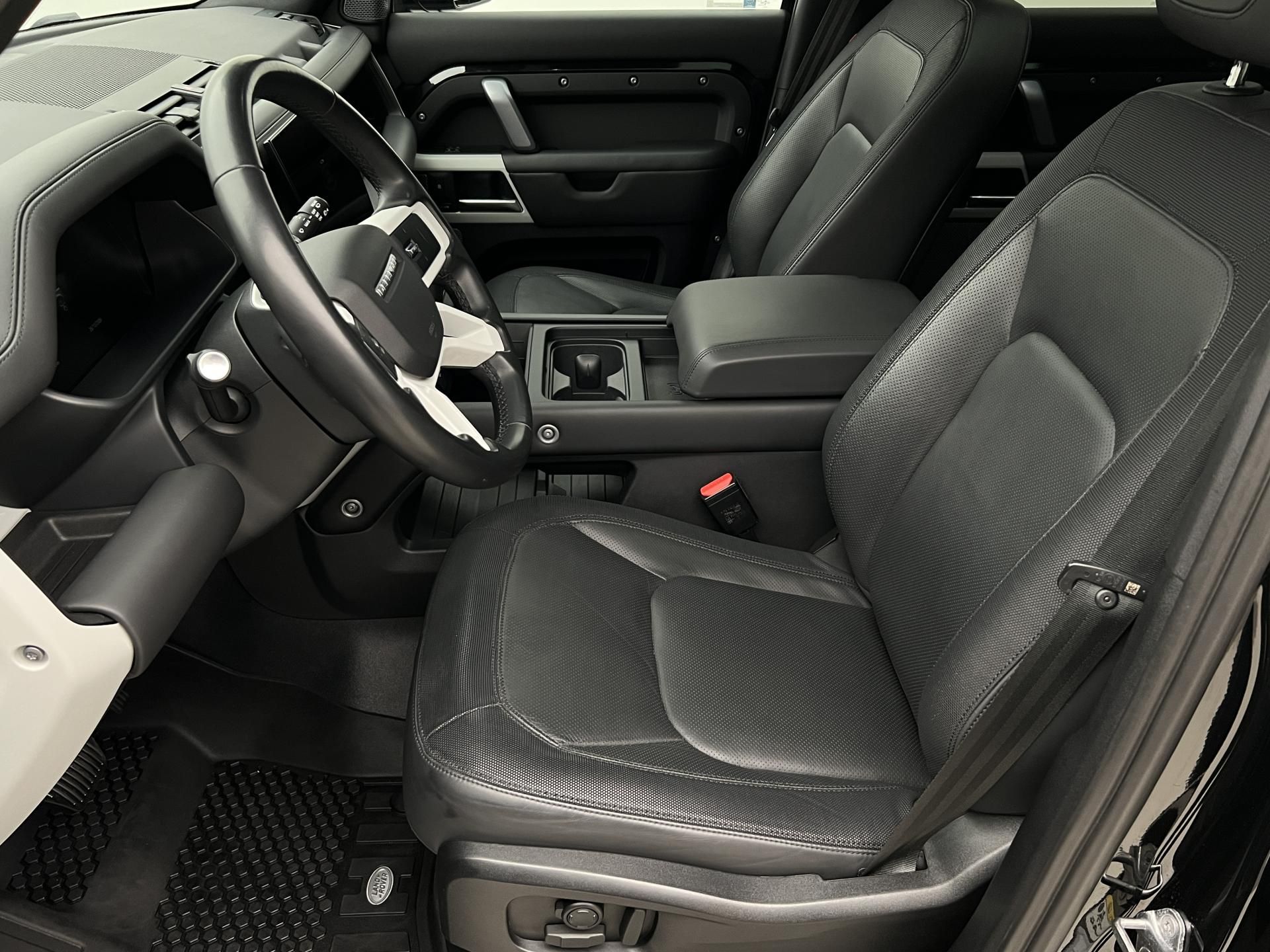 Land Rover Defender, 110 D250 X-DYNAMIC HSE 1. maj - fotka 3