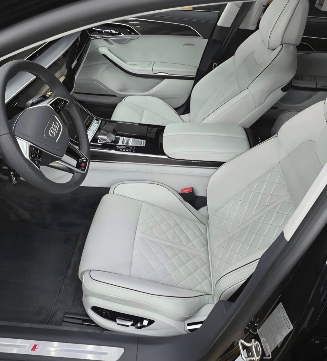 Audi S8, CARBON CERAMIC,ZÁRUKA,PPF,ČR - fotka 6