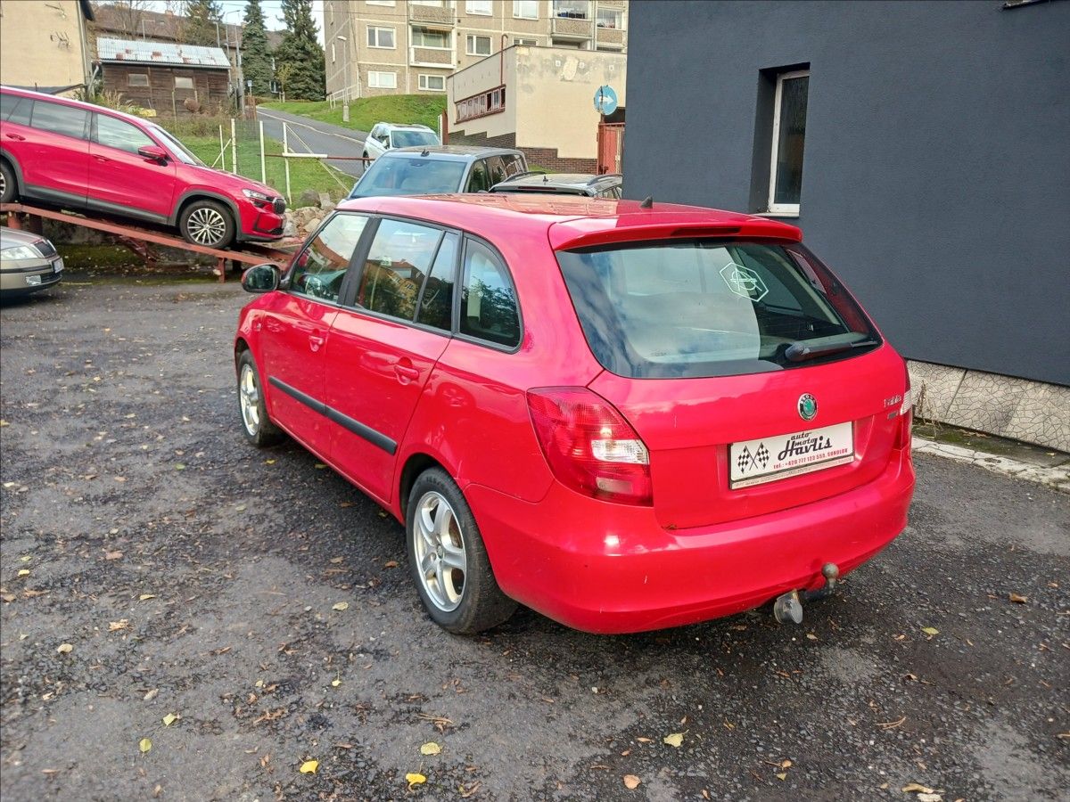 Škoda Fabia, 1,2 KOMBI TAŽNÉ, LETNÍ + ZIMNÍ - fotka 3