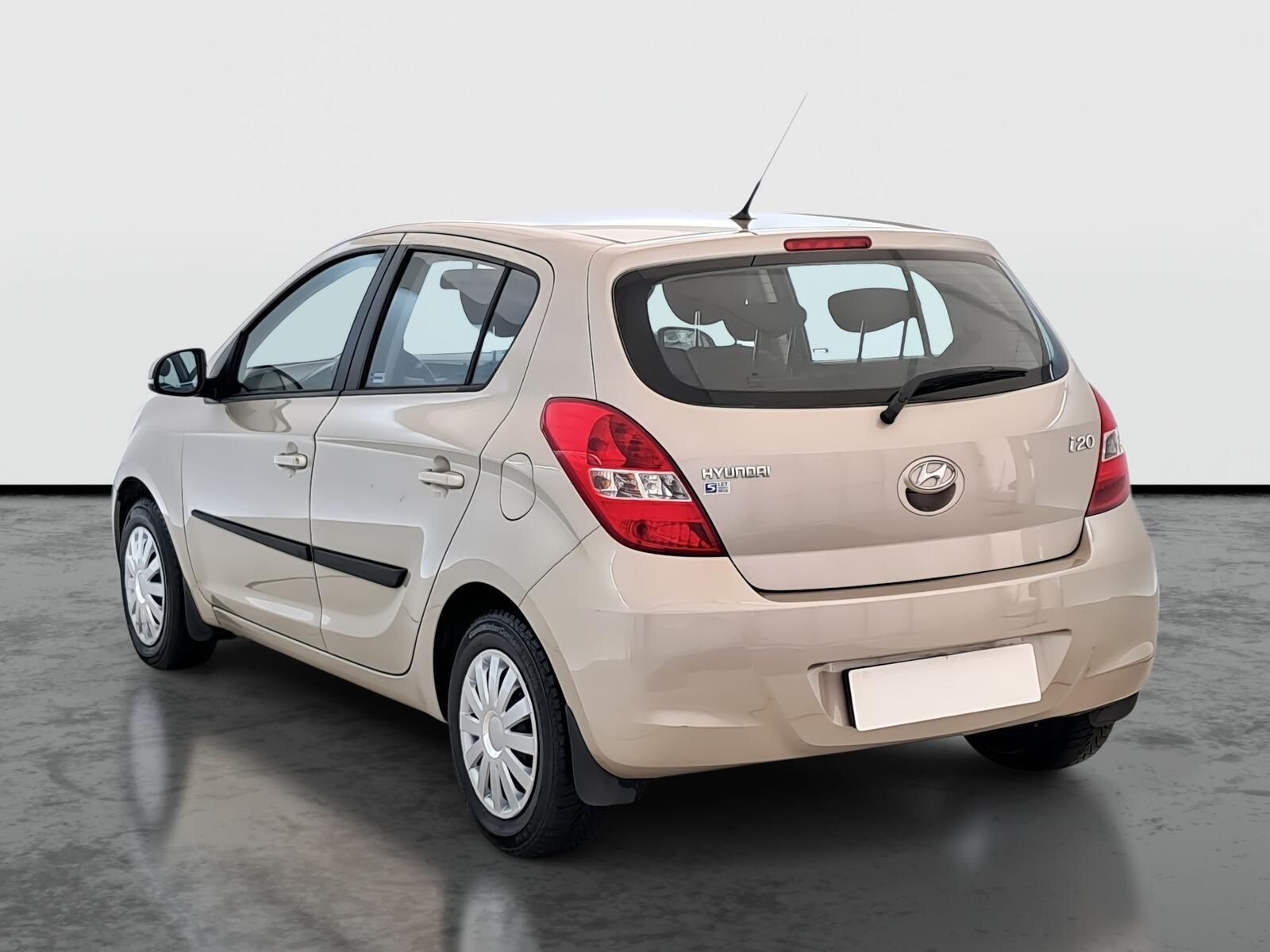 Hyundai i20, 1.2, Klima, El. okna - fotka 4