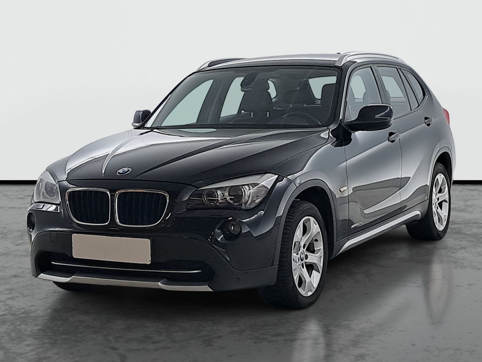 BMW X1, xDrive20d, 4X4, ČR,1.maj - fotka 3