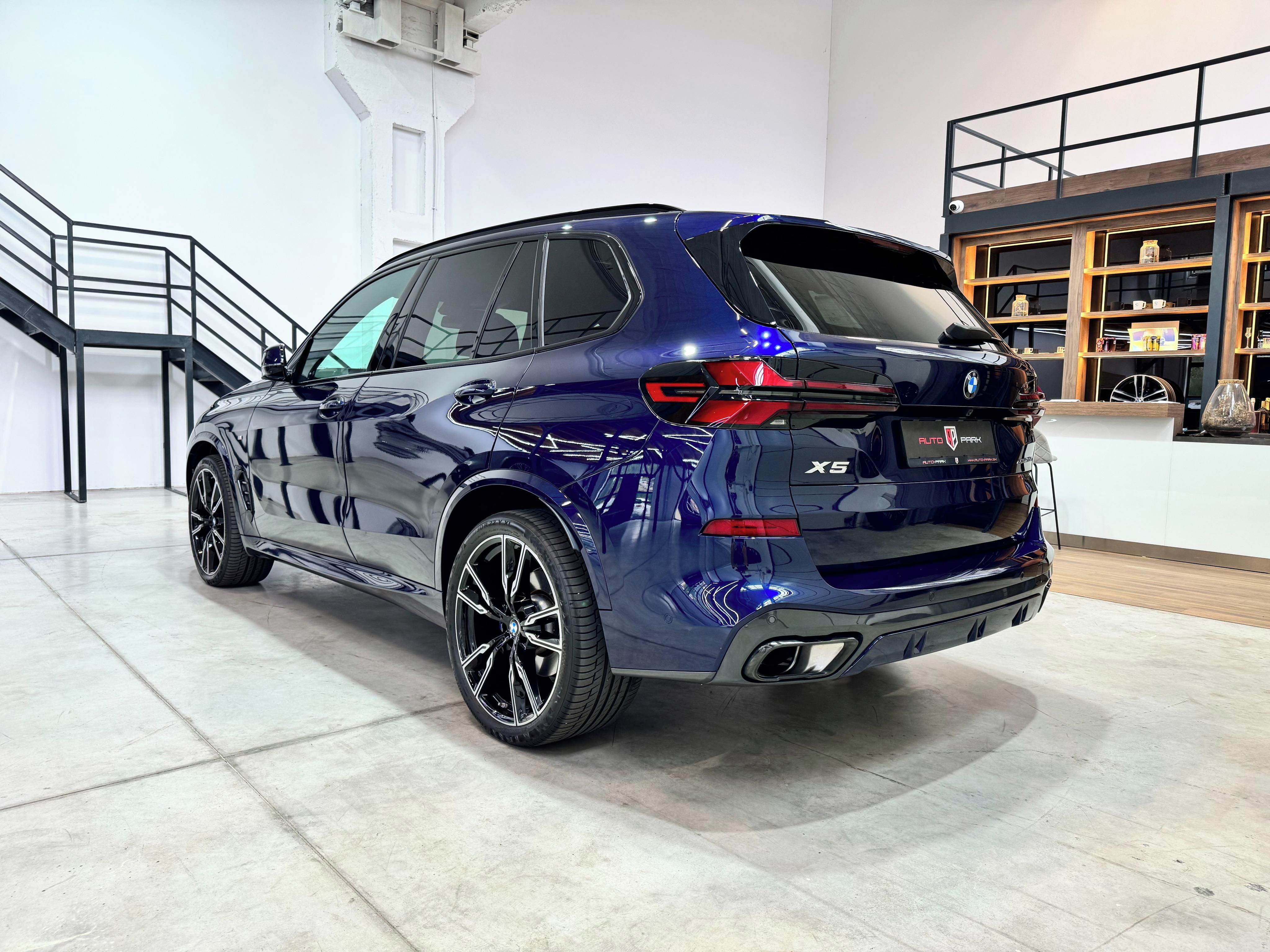 BMW X5, BMW X5 xDrive 30d mHEV A/T - fotka 4