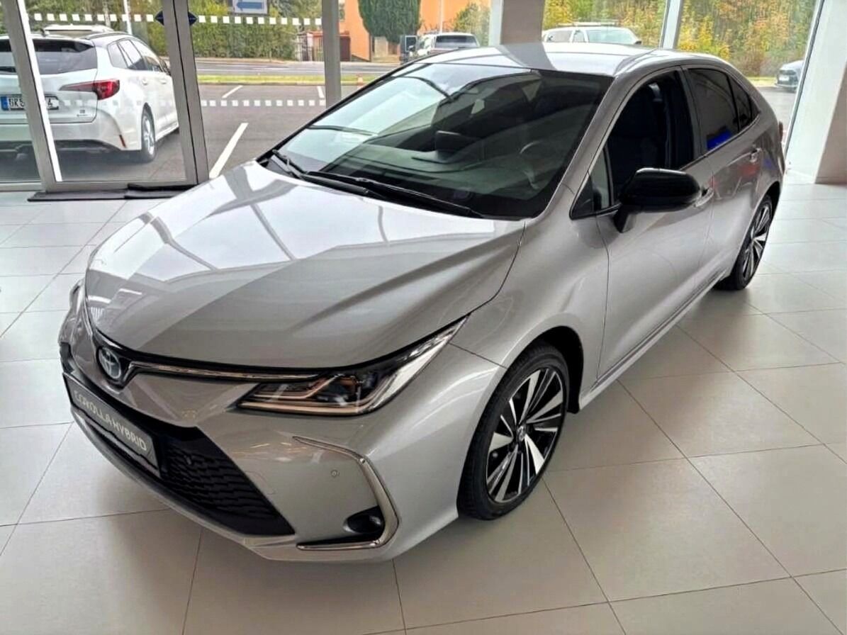 Toyota Corolla, 1,8 SD Style HEV - fotka 3