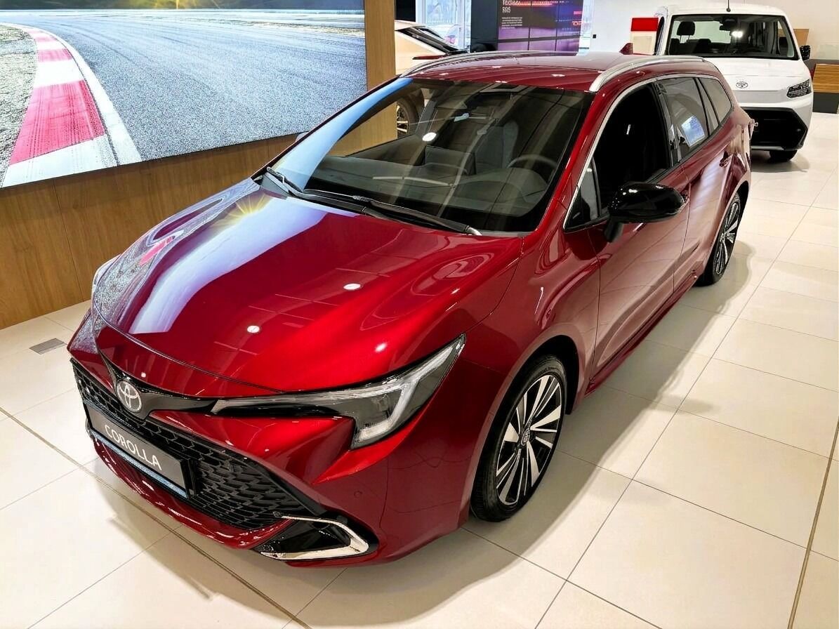 Toyota Corolla, 1,8 TS Style HEV - fotka 3