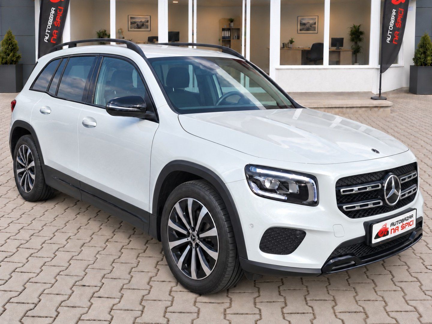 Mercedes-Benz GLB, GLB 200 120kW AUT -TAŽ.Z.-DPH