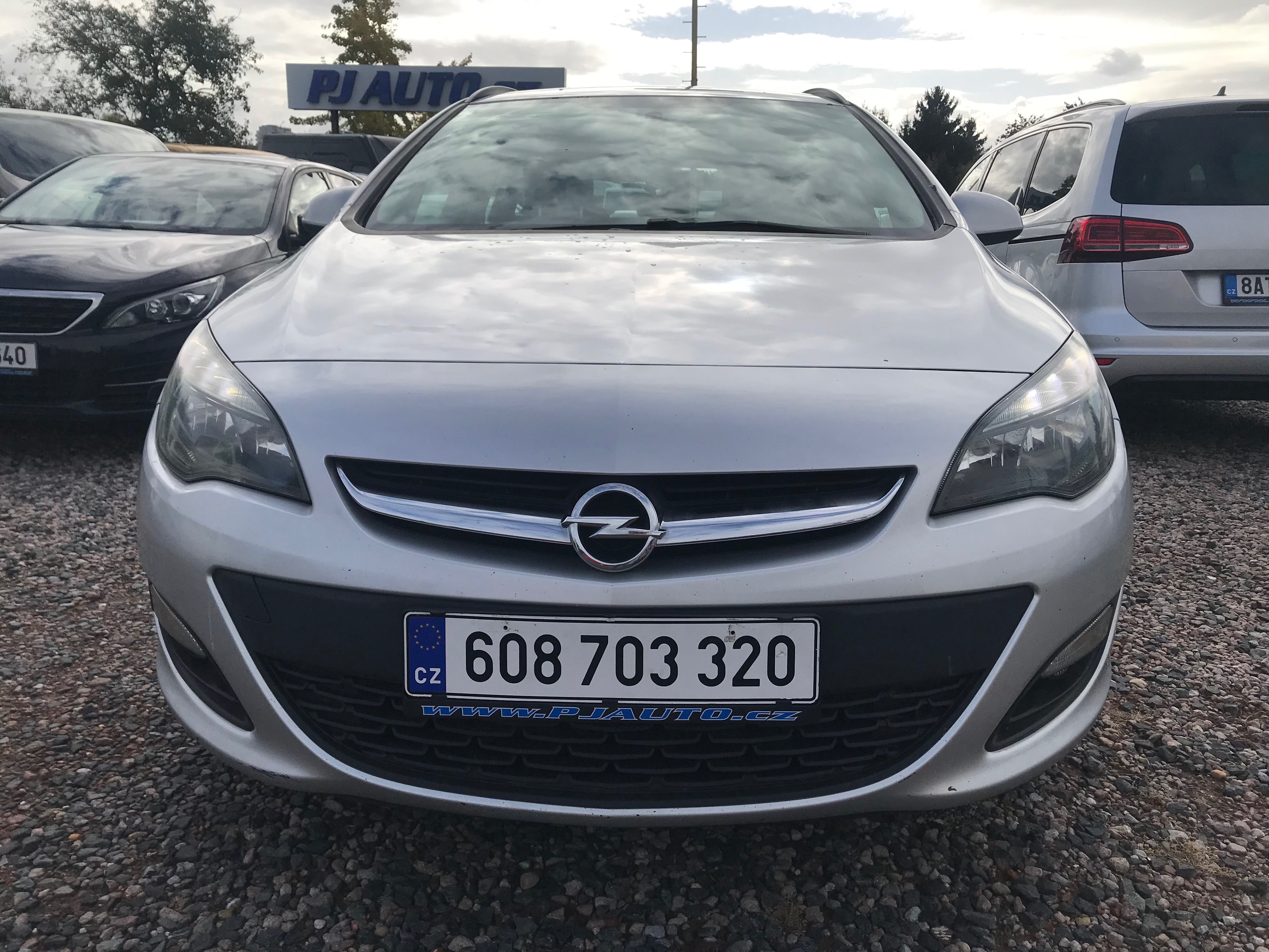 Opel Astra, 1.7 CDTI 96 KW,SPORTS TOURER - fotka 2