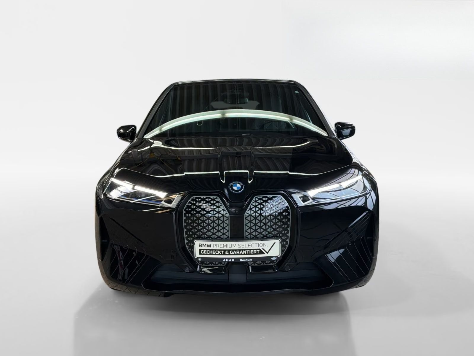 BMW iX, xDrive50 - fotka 3