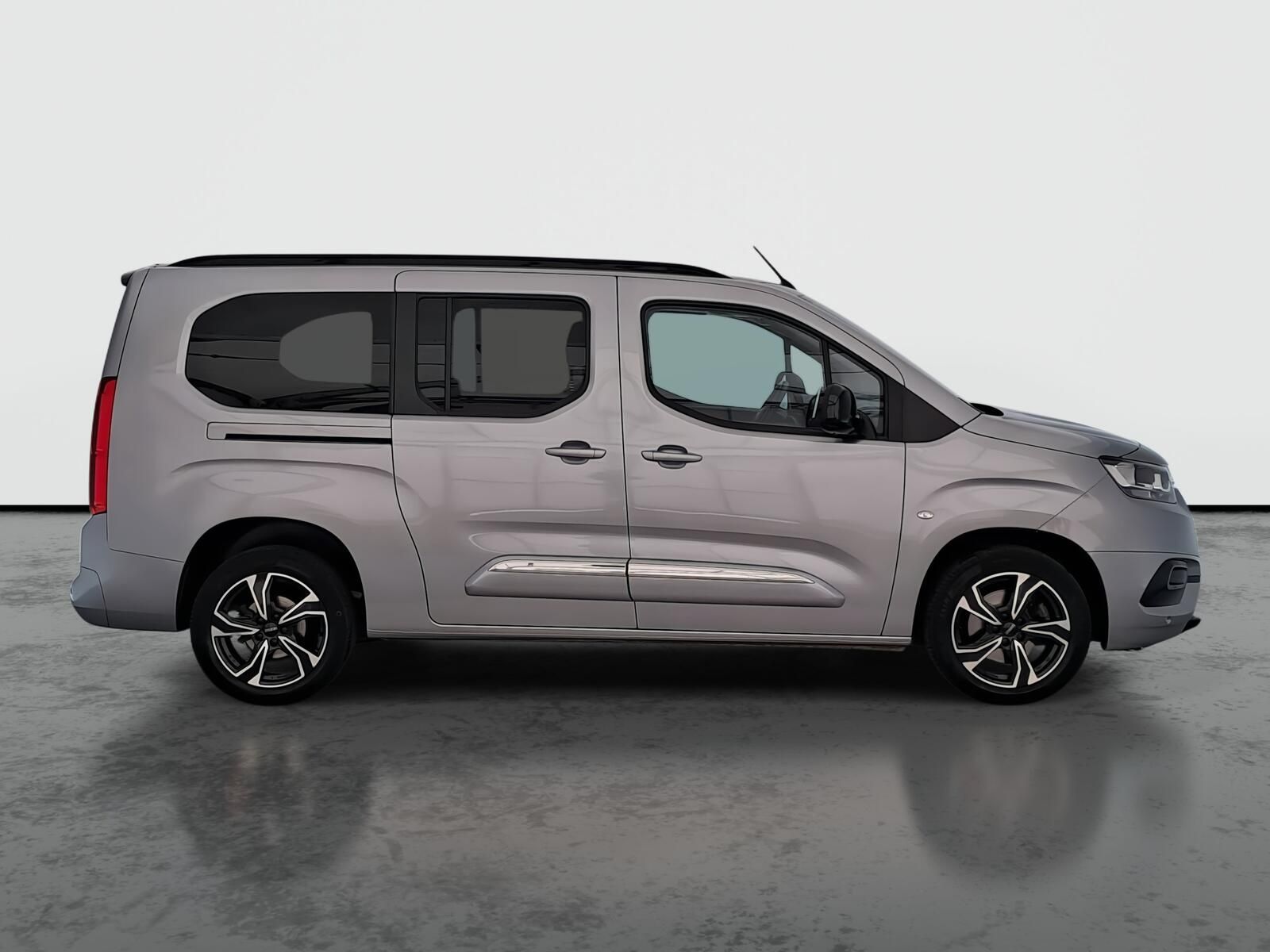 Toyota Proace City Verso, Maxi 1.5 D-4D, Family, 5Míst - fotka 6
