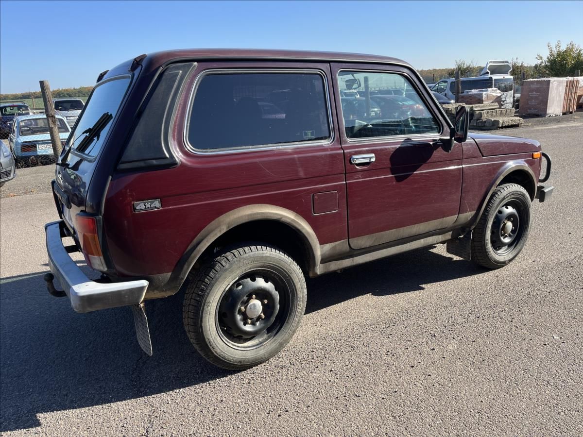 Lada Niva, 1,7 i PRAKTIK 2MÍSTA 4x4 TAŽNÉ - fotka 5