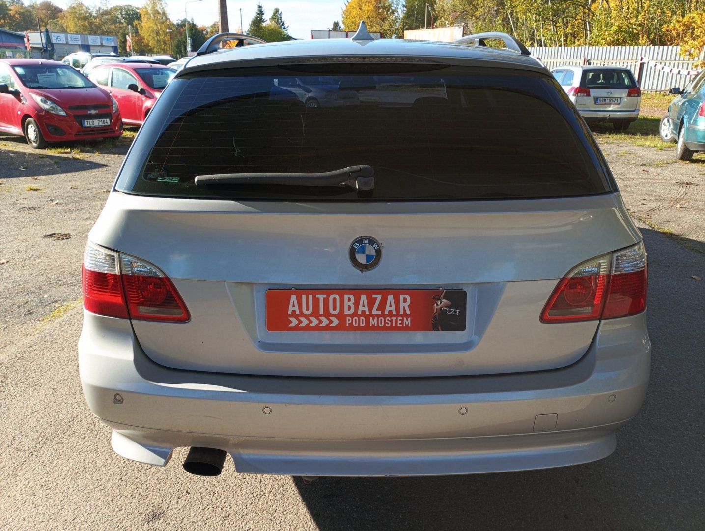 BMW Řada 5, 2.0D manuál - fotka 5
