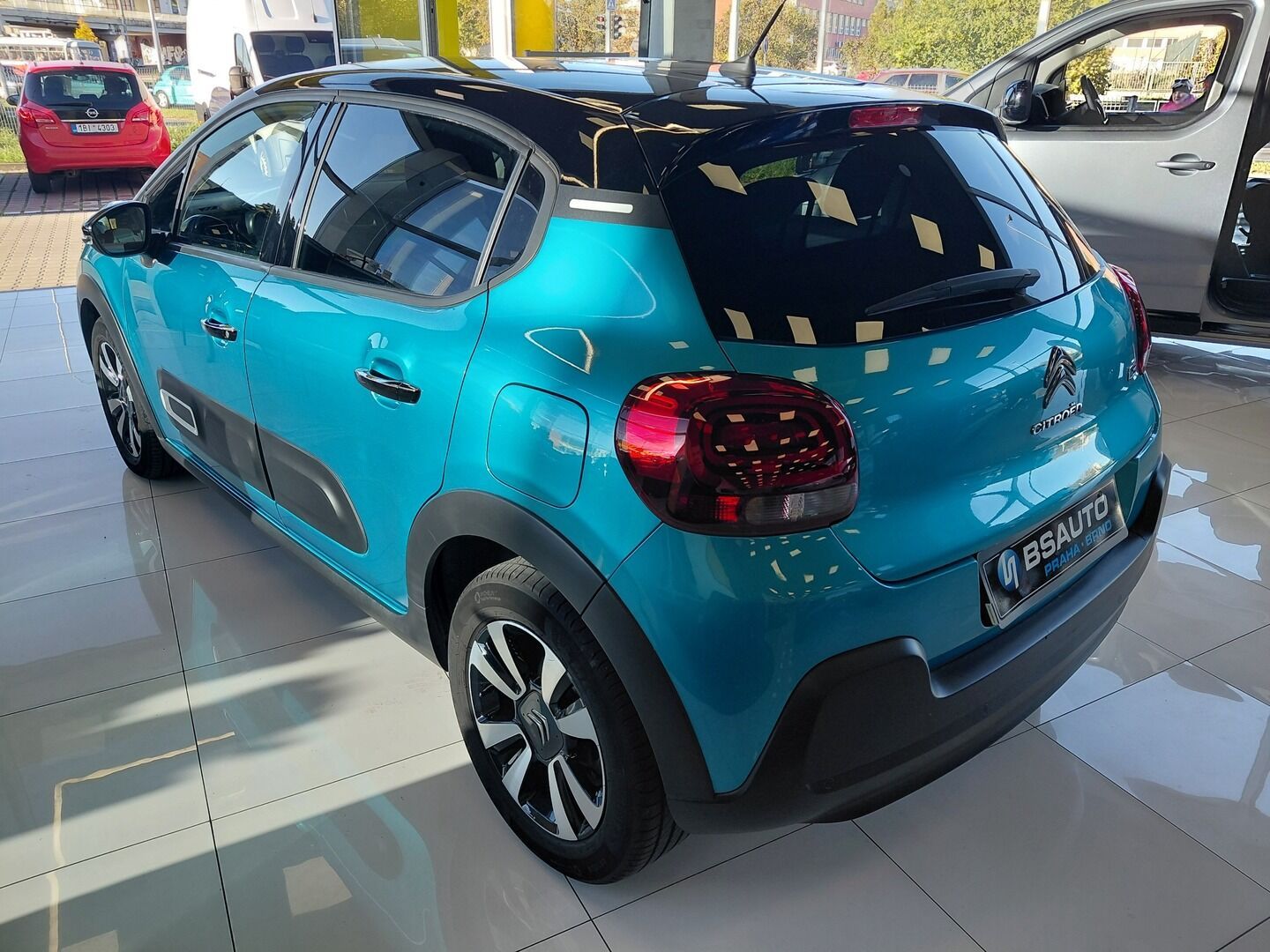 Citroën C3, 1.2PT 81KW AUT 2023 - fotka 4
