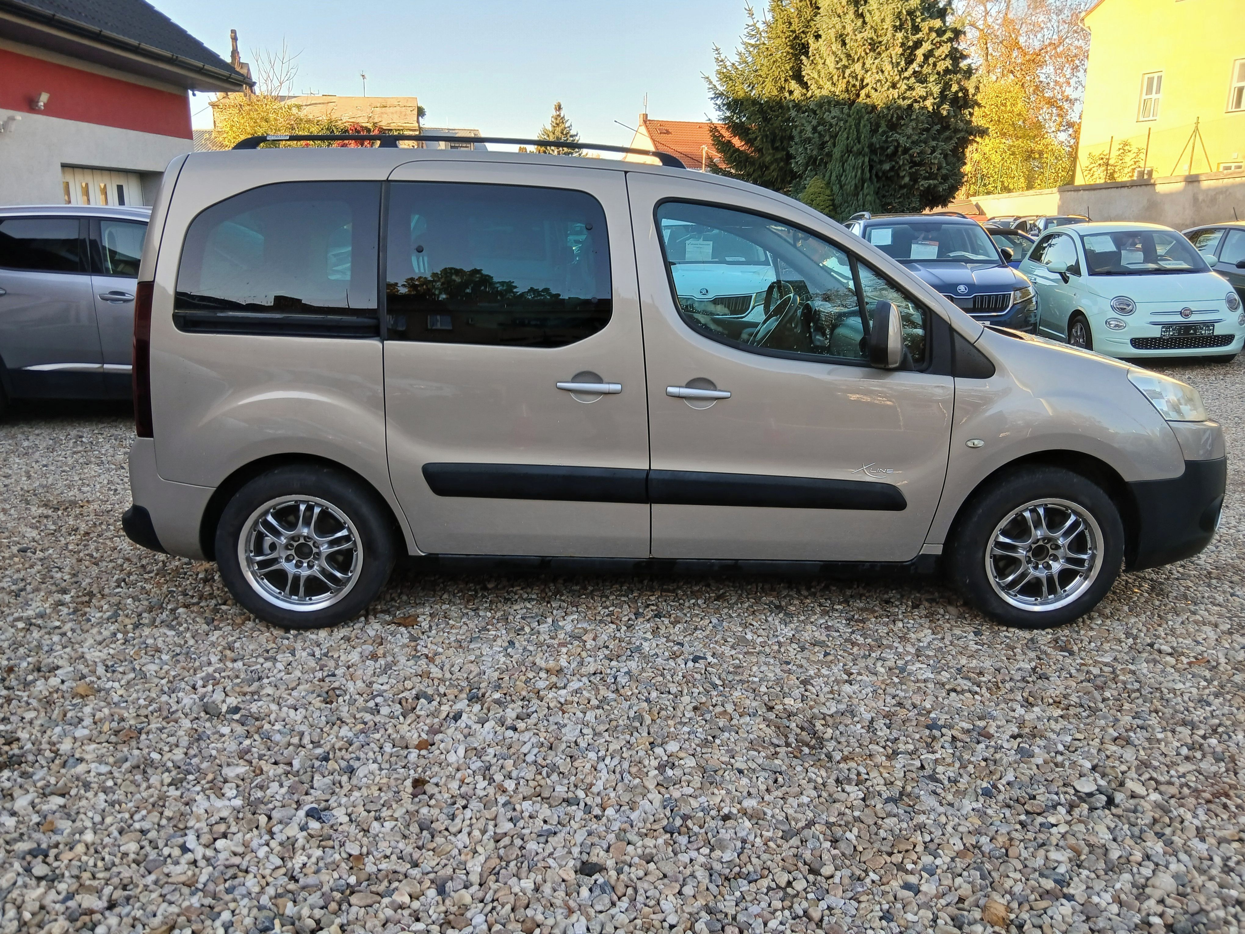 Peugeot Partner, 1.6HDi 66KW Tepee +Zim.kola - fotka 4