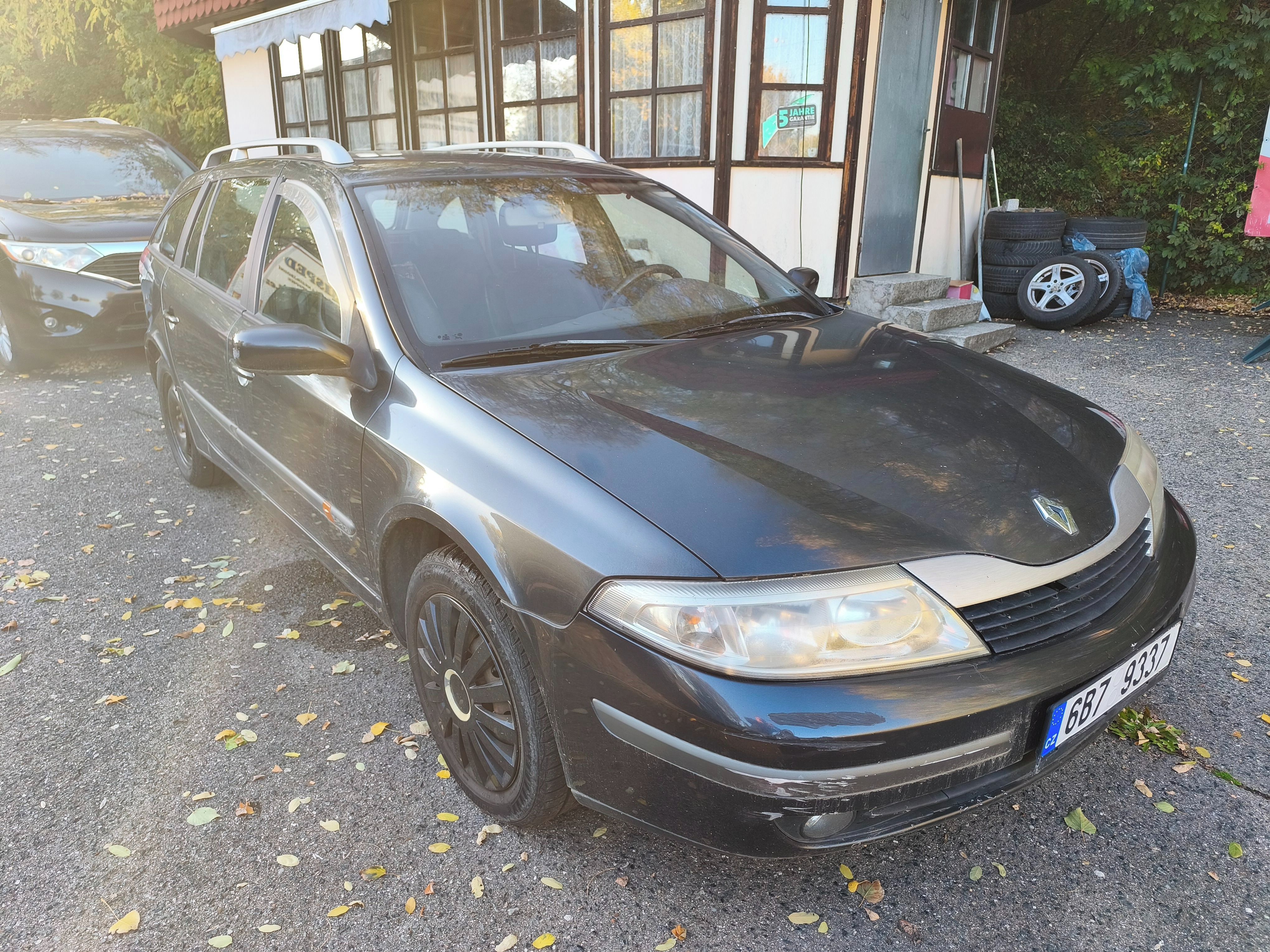 Renault Laguna, 2.2 dCi automat - fotka 2