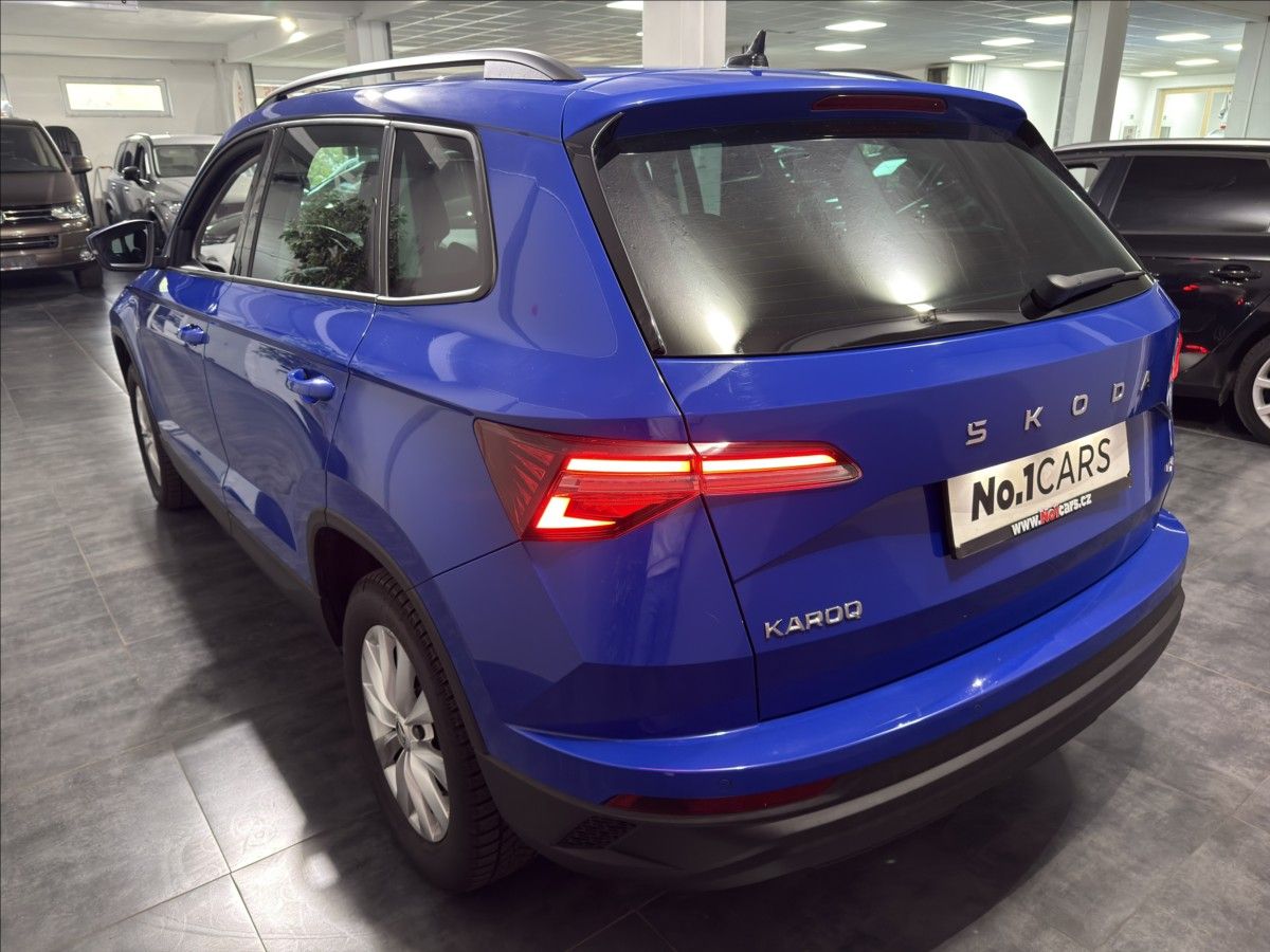 Škoda Karoq, 2,0   TDI DSG 4X4 VIRTUAL ACC - fotka 4