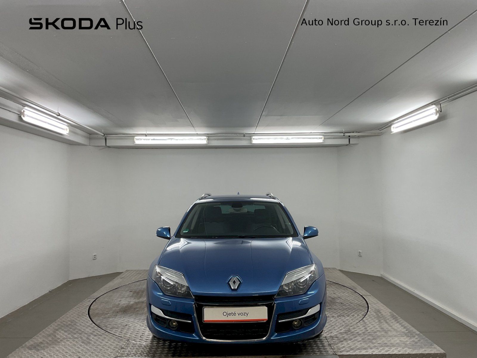 Renault Laguna, 2,0dCi 110kW GT Bose Xenon 4co - fotka 4