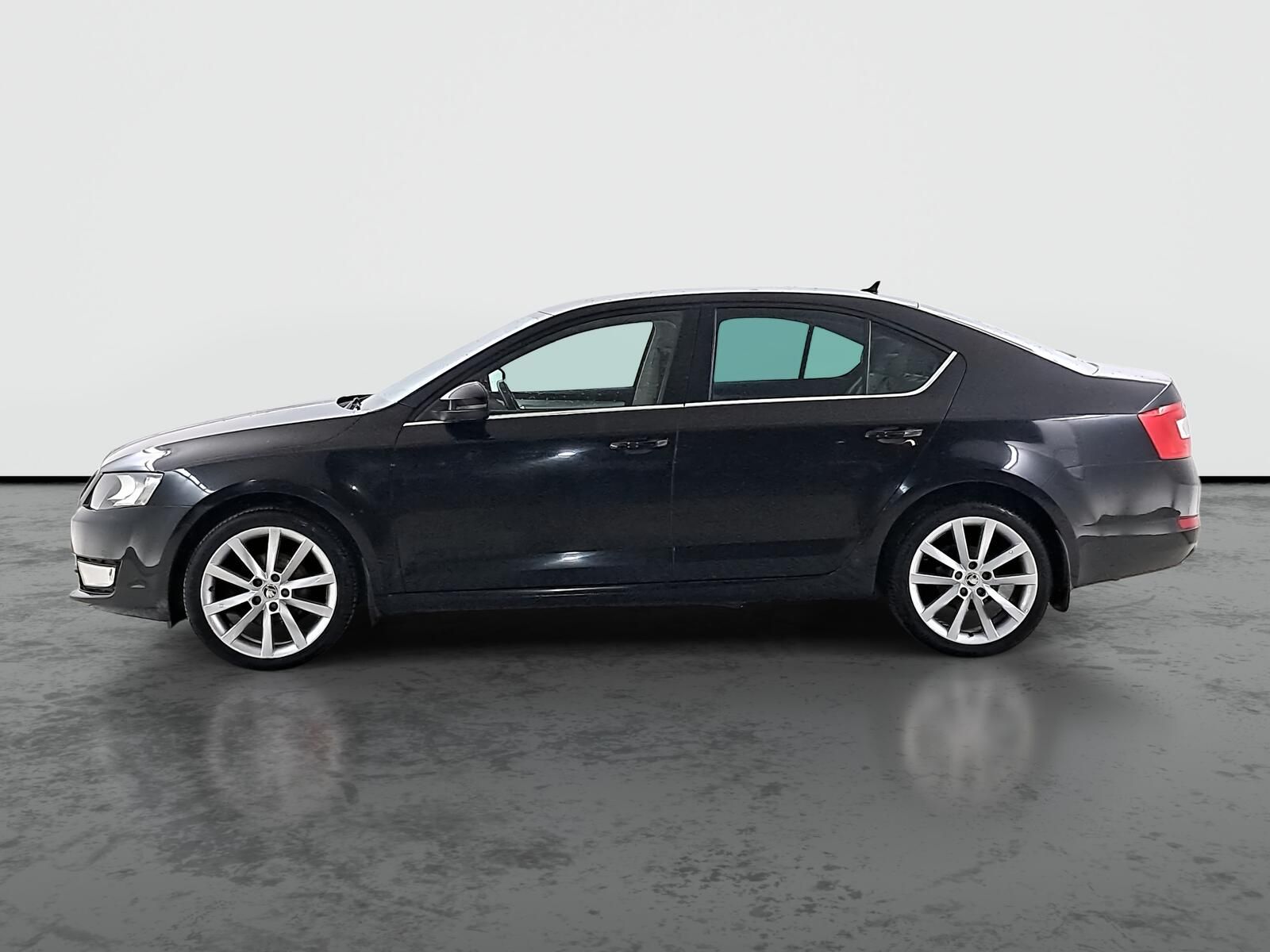 Škoda Octavia, 2.0 TDI, Serv.kniha - fotka 3