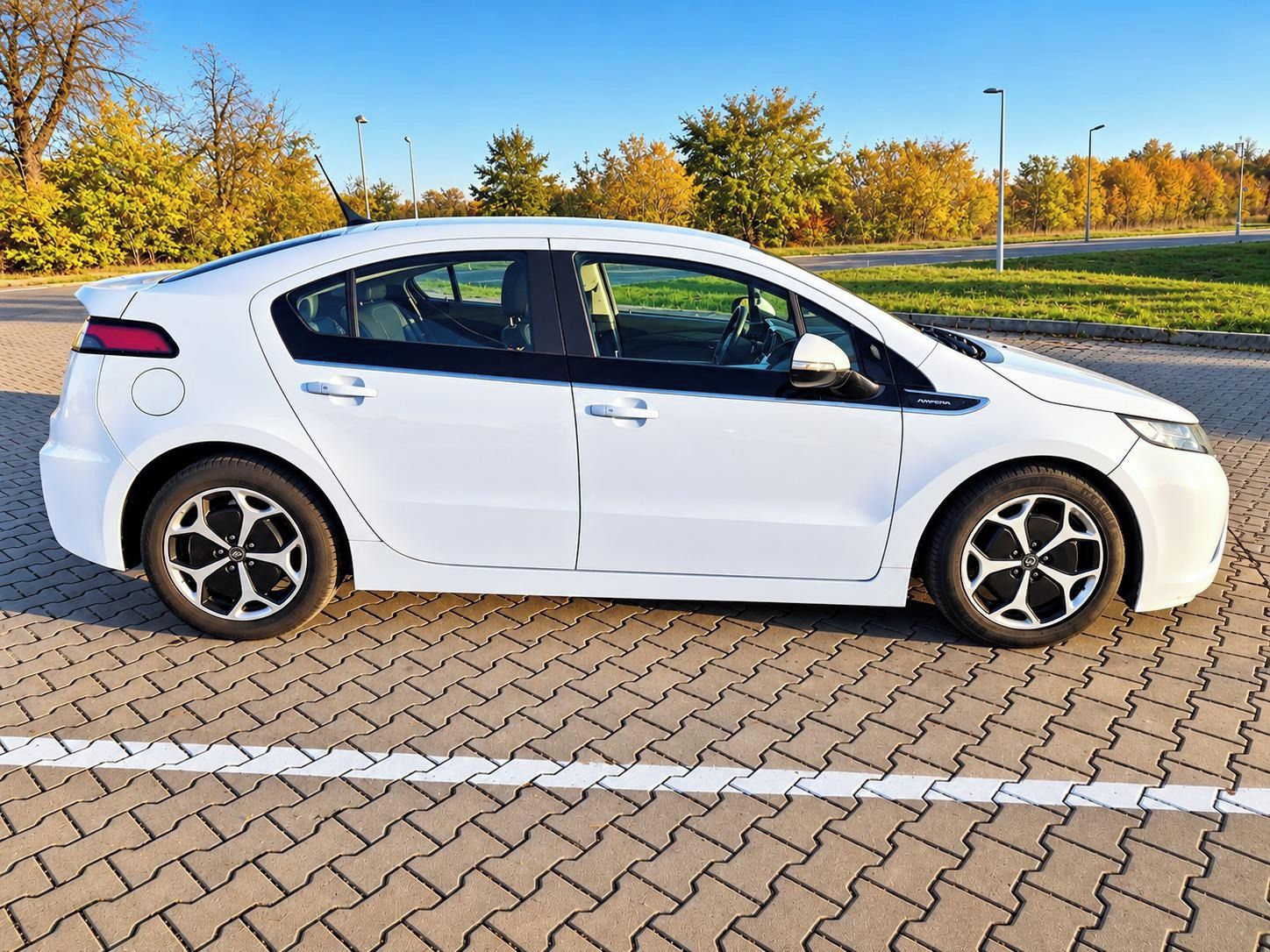Opel Ampera, 1.4 PHEV Plug-In Hybrid - fotka 5