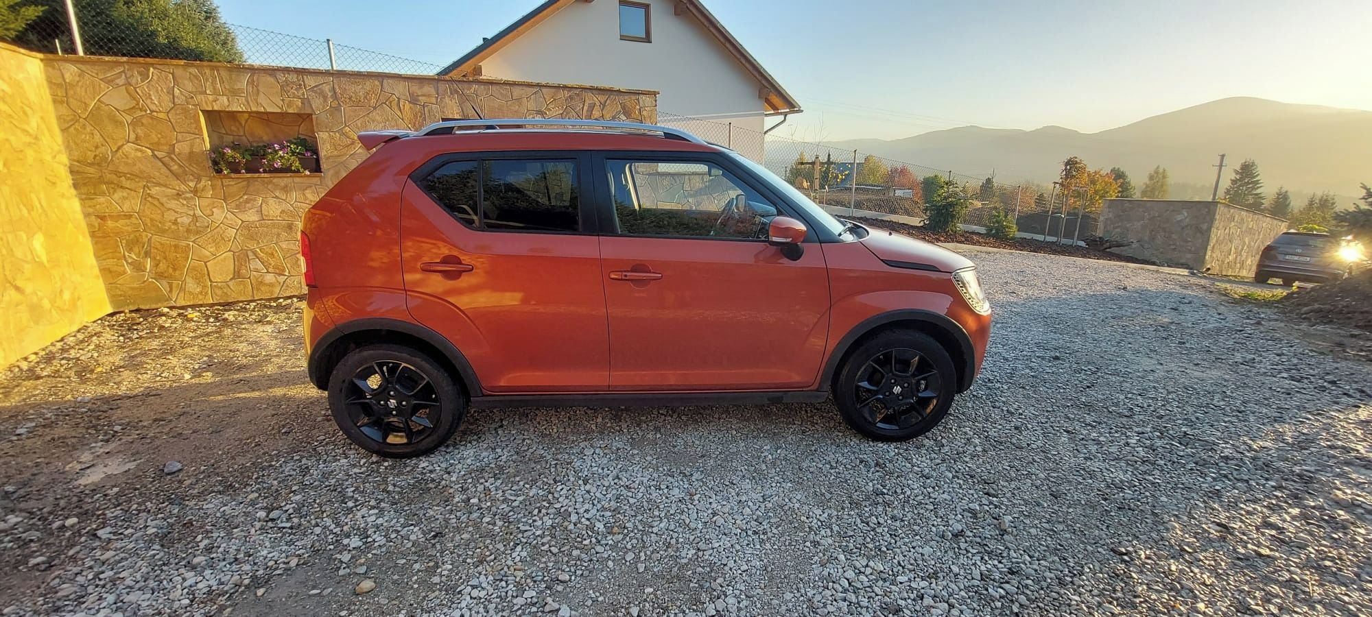 Suzuki Ignis, 1.2i,66kW,4x4,ČR,ser.kn,ELEG - fotka 5