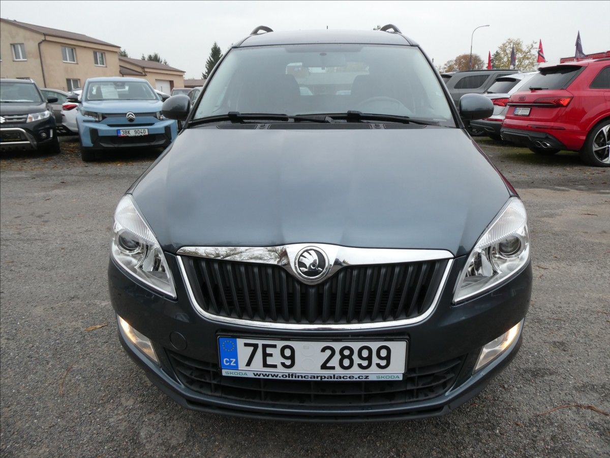 Škoda Roomster, 1,2 TSi autom.klima,po servise - fotka 2