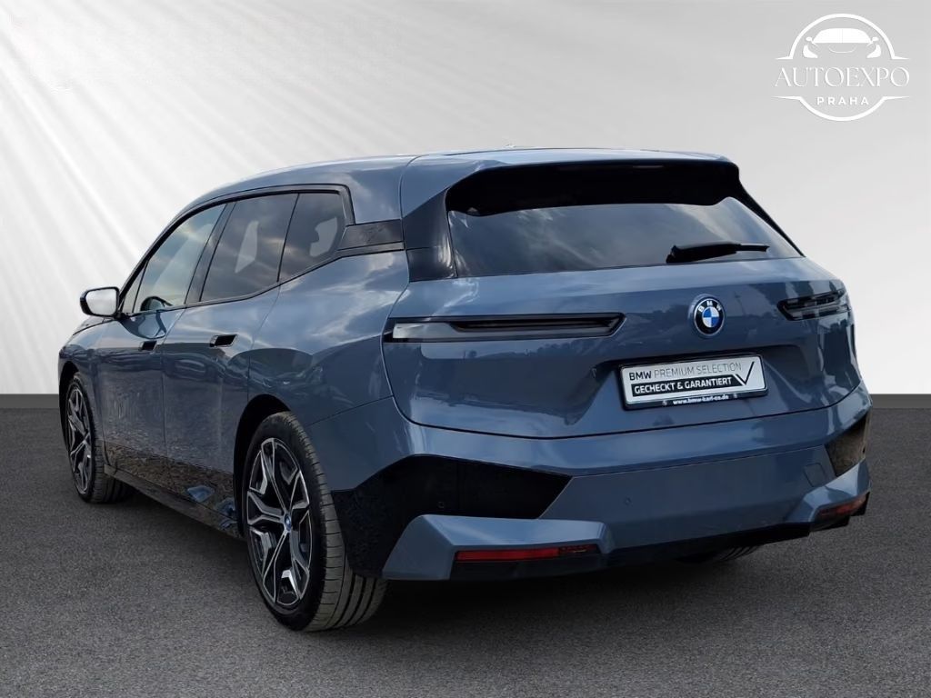BMW iX, xDrive50 Sportpaket * - fotka 3