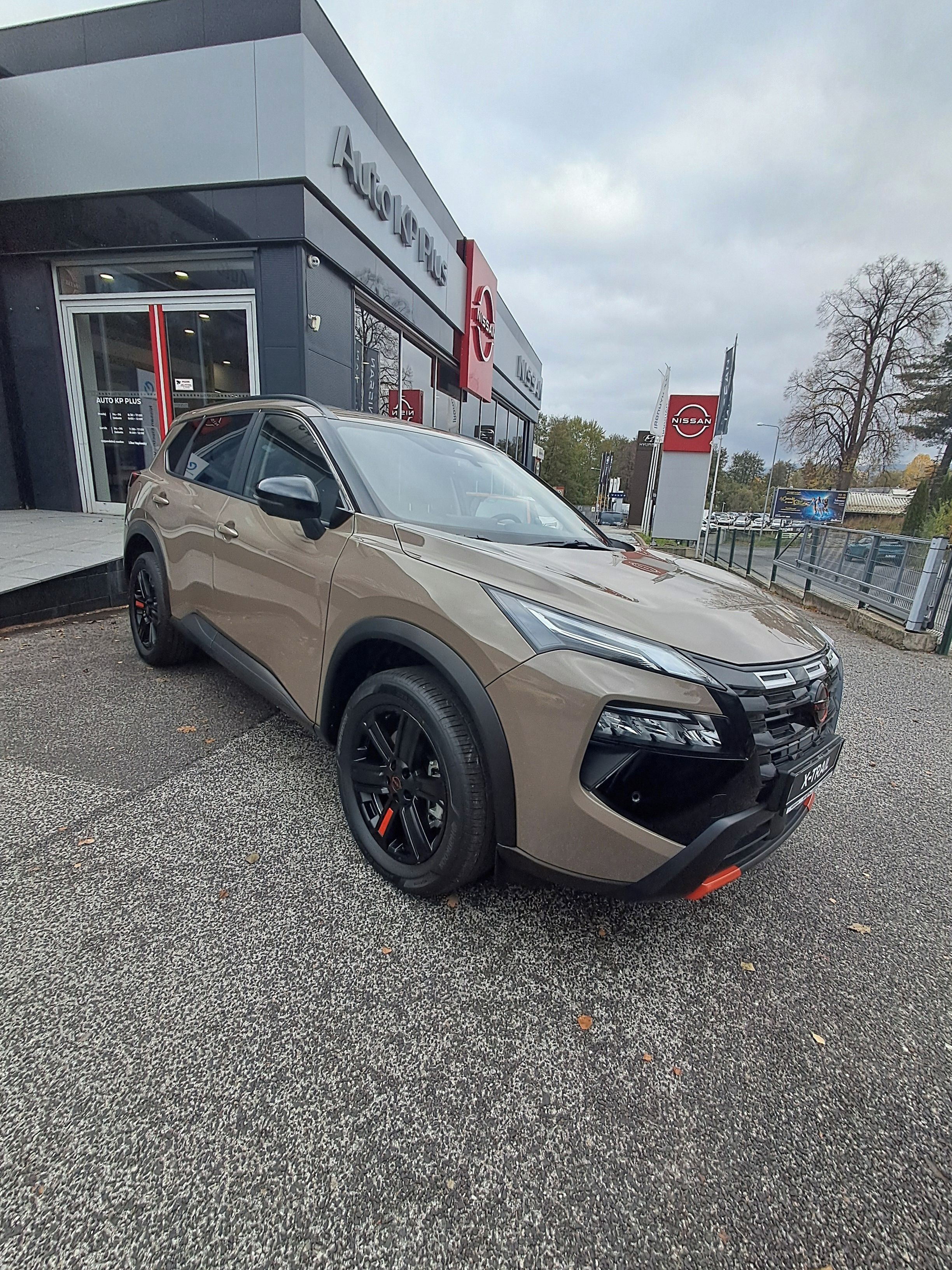 Nissan X-Trail, e-POWER (4WD) 213k N-TREK - fotka 3