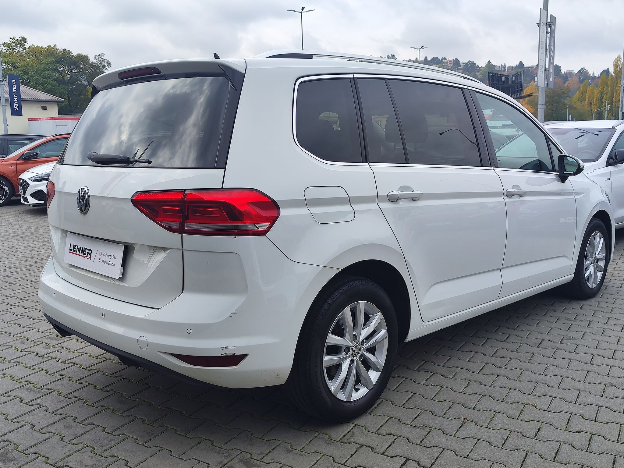 Volkswagen Touran, 2.0 TDI/110kW Comfortline - fotka 5