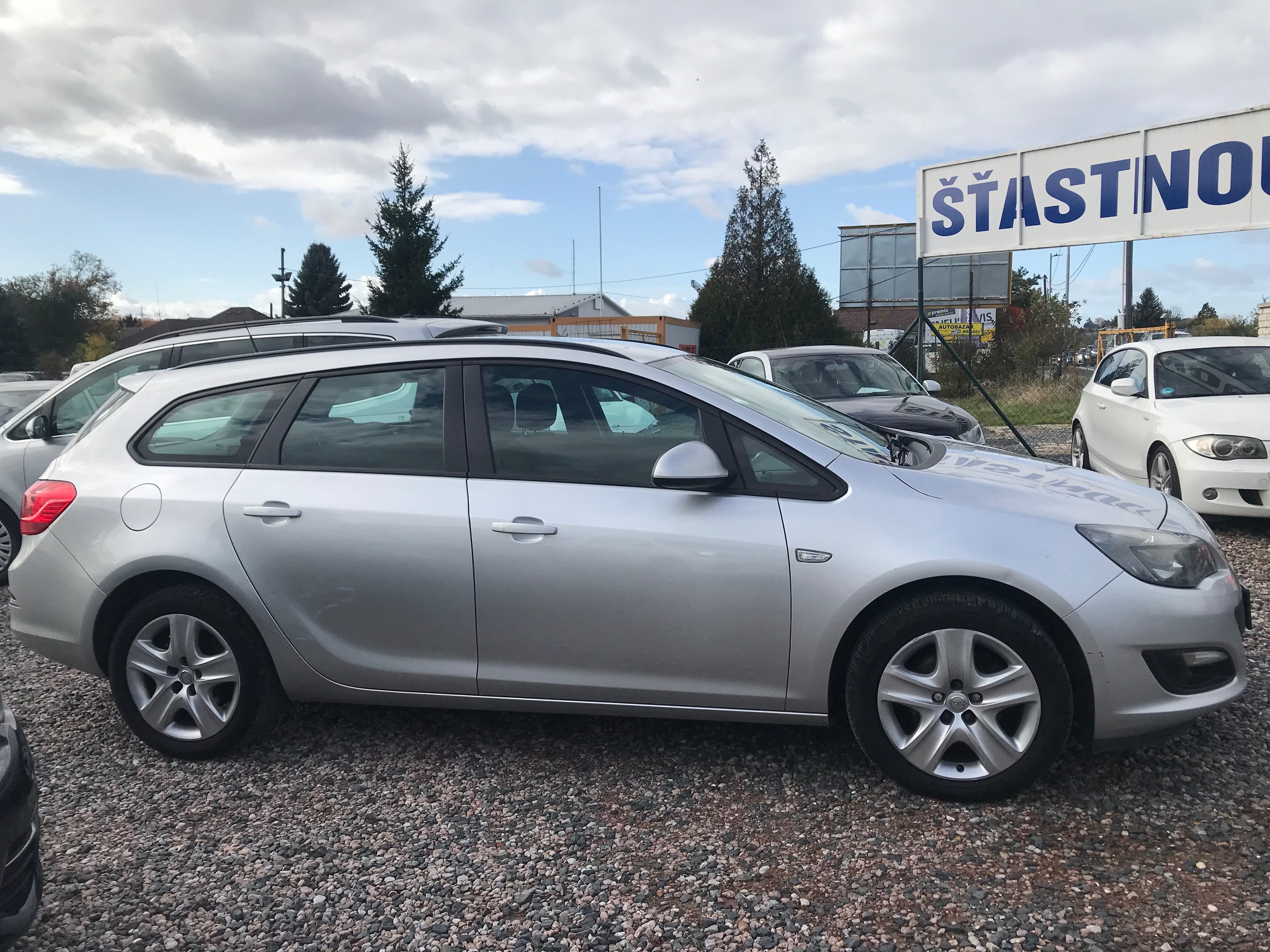 Opel Astra, 1.7 CDTI 96 KW,SPORTS TOURER - fotka 4